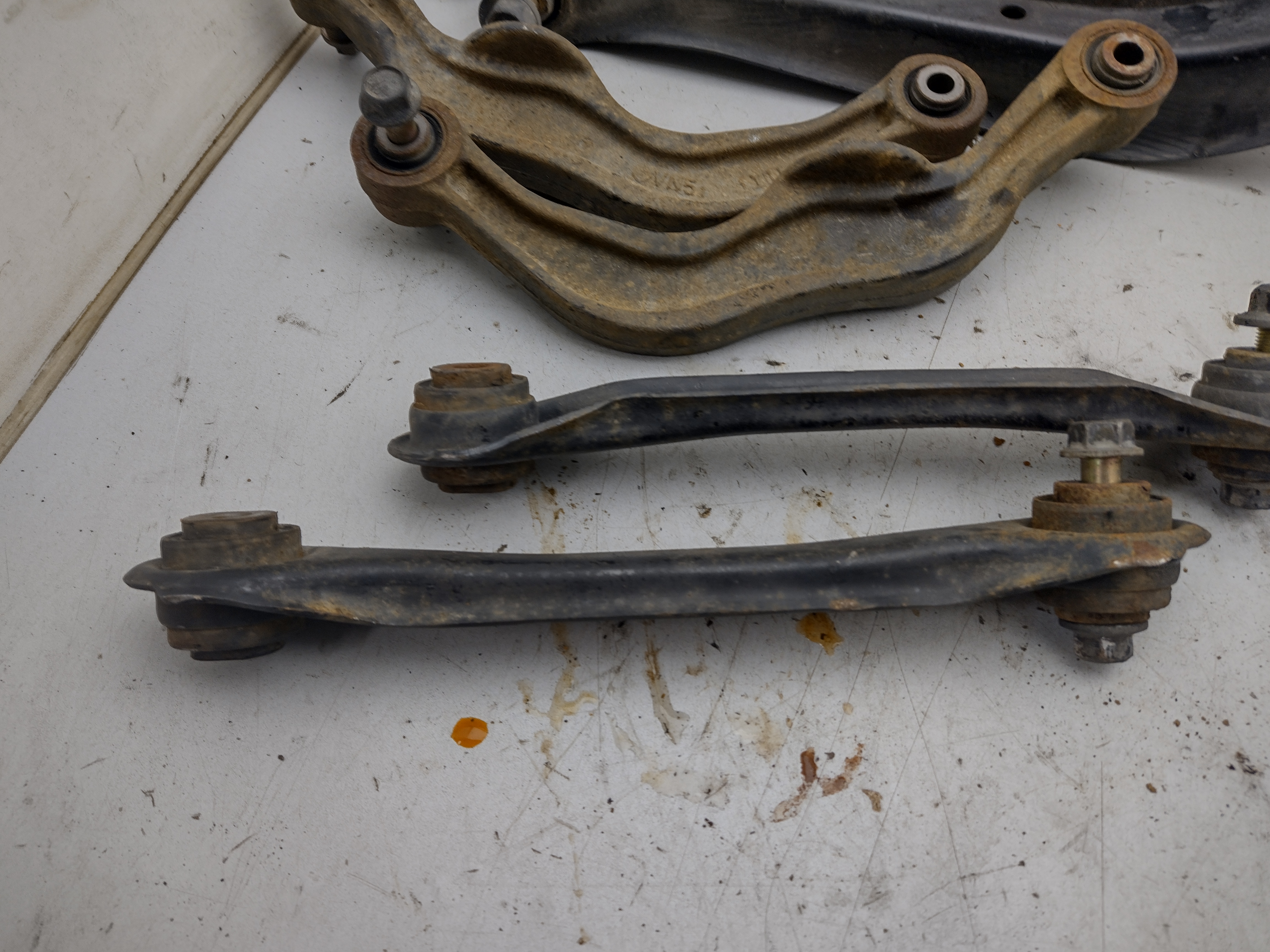 Satz Lenker Hinterachse für Subaru Legacy 3 Outback BE BH 98-01