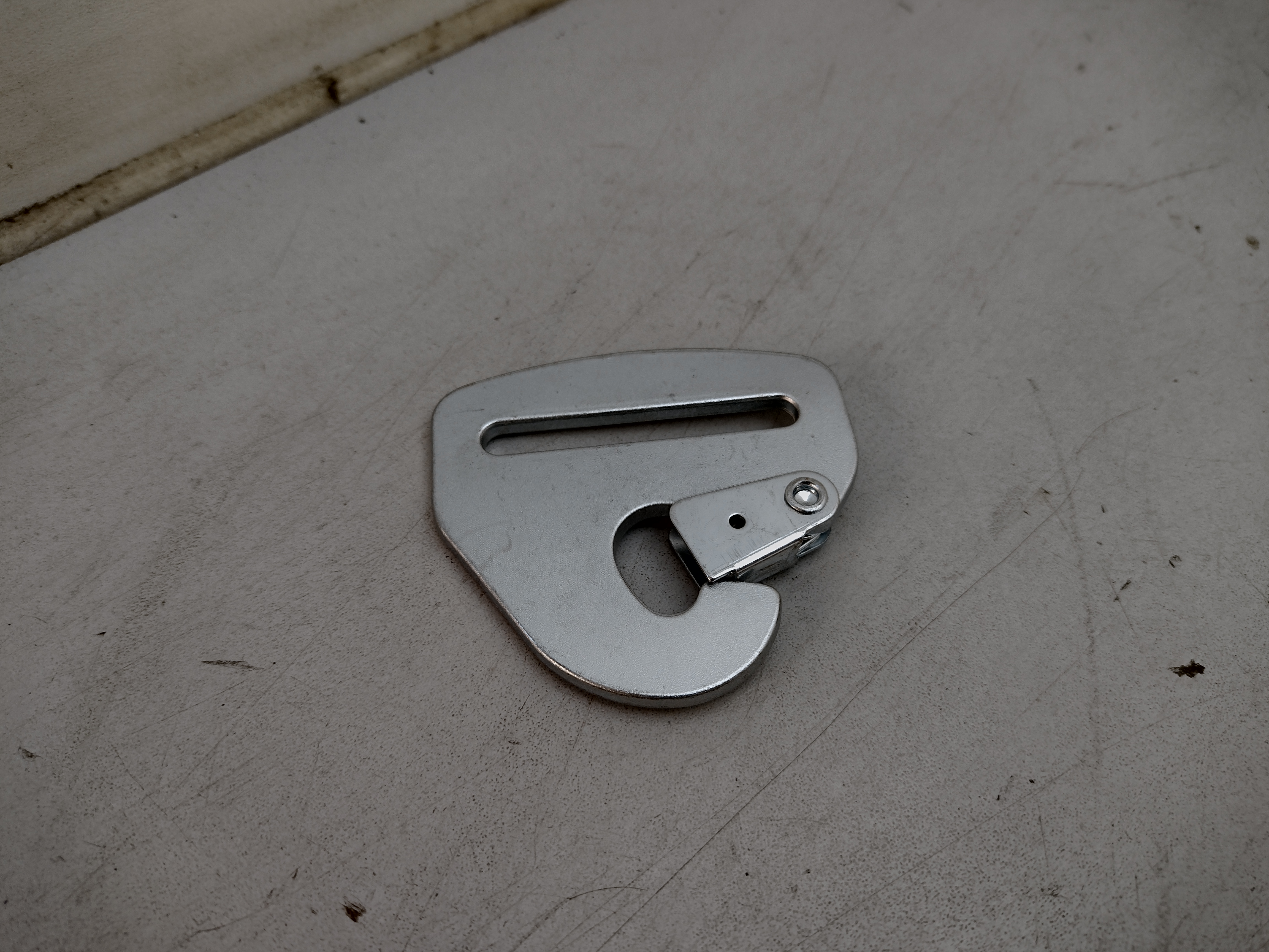 GURTHAKEN KARABINER 50MM FÜR 50MM GURTMATERIAL
