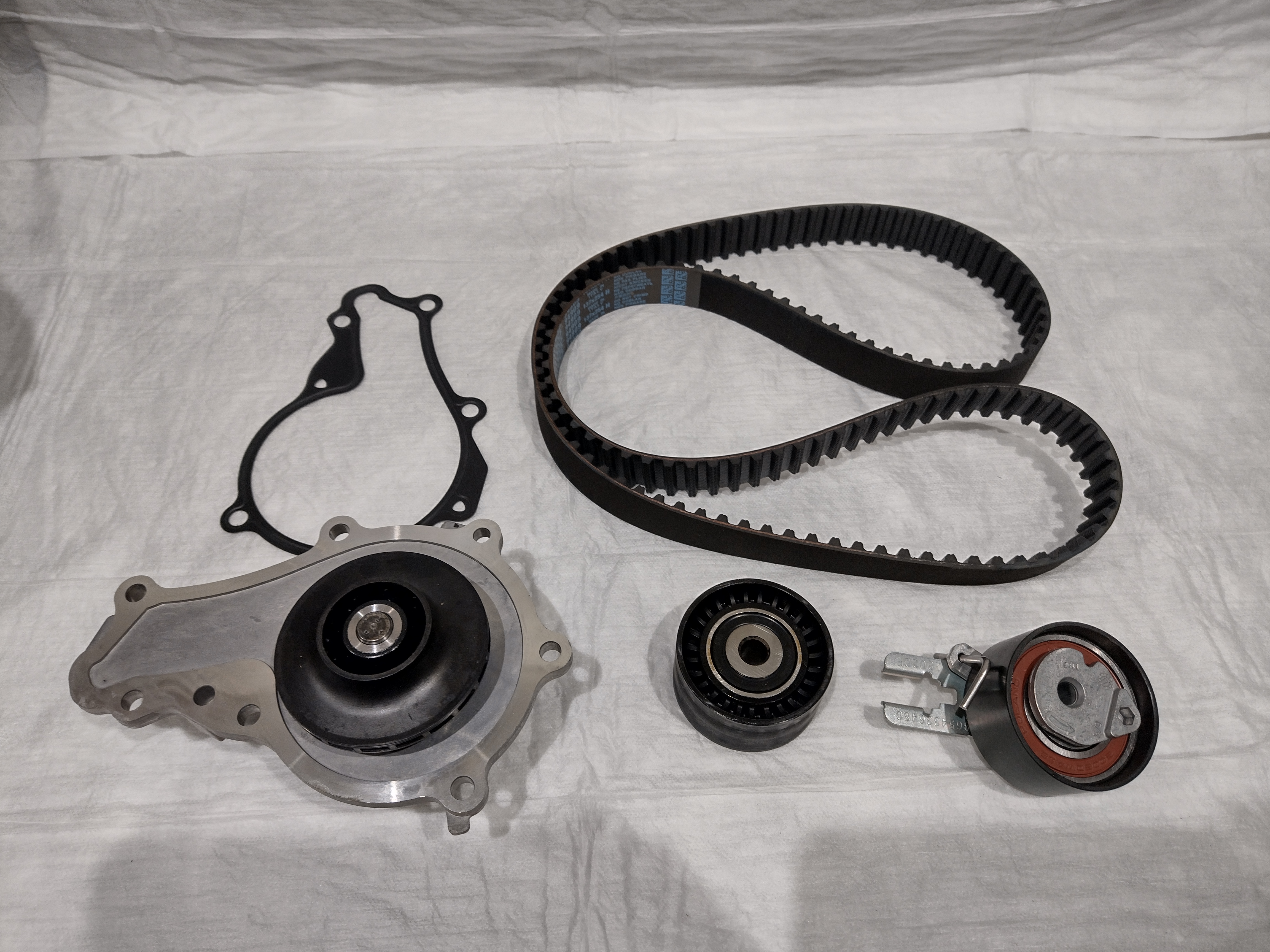 1.6 HDi Wasserpumpe mit Zahnriemensatz 137 Zähne 1609121080 NEU NOS NEW