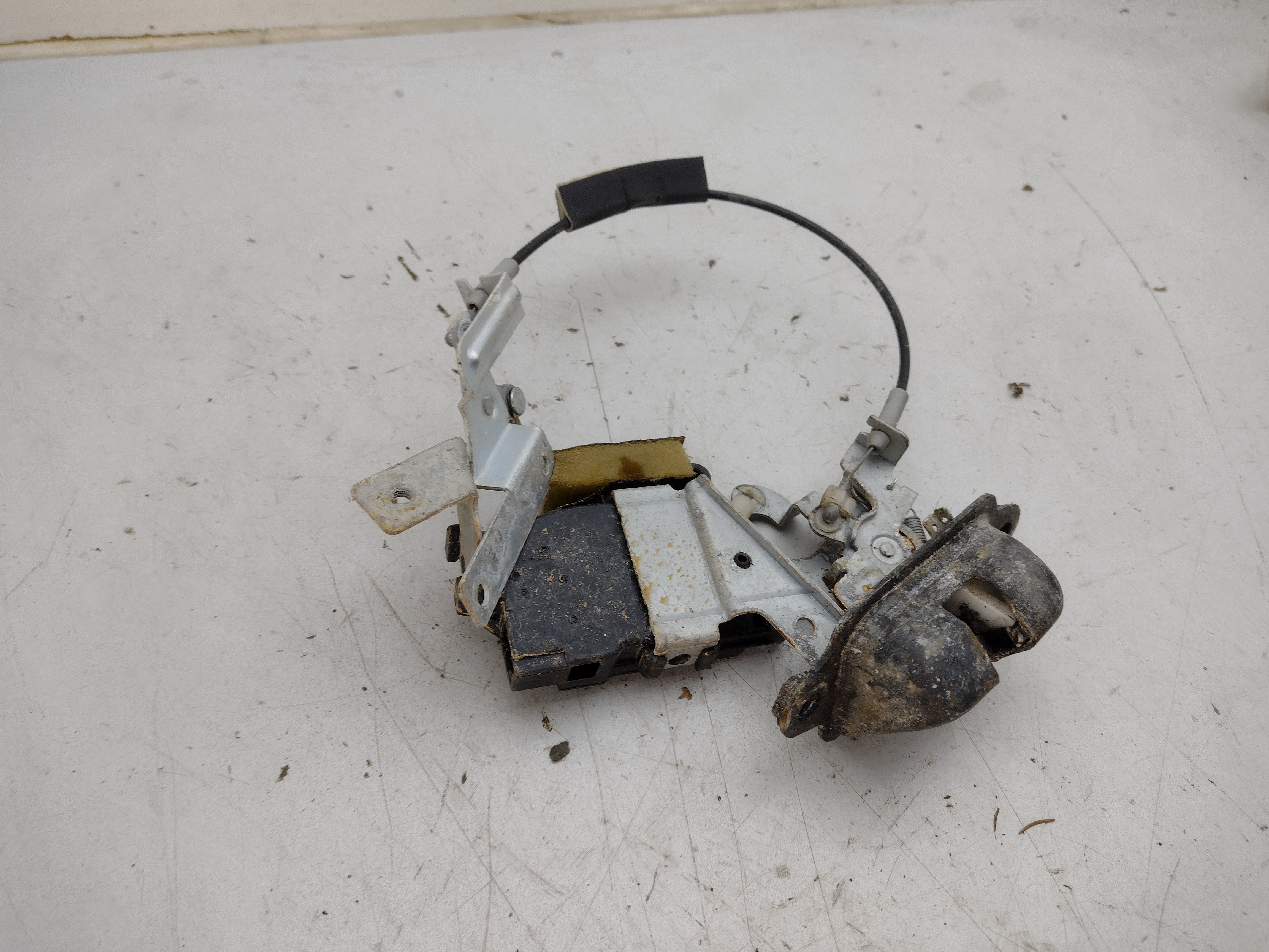 Heckklappenschloss für Subaru Legacy 3 BE BH Subaru Outback 98-03