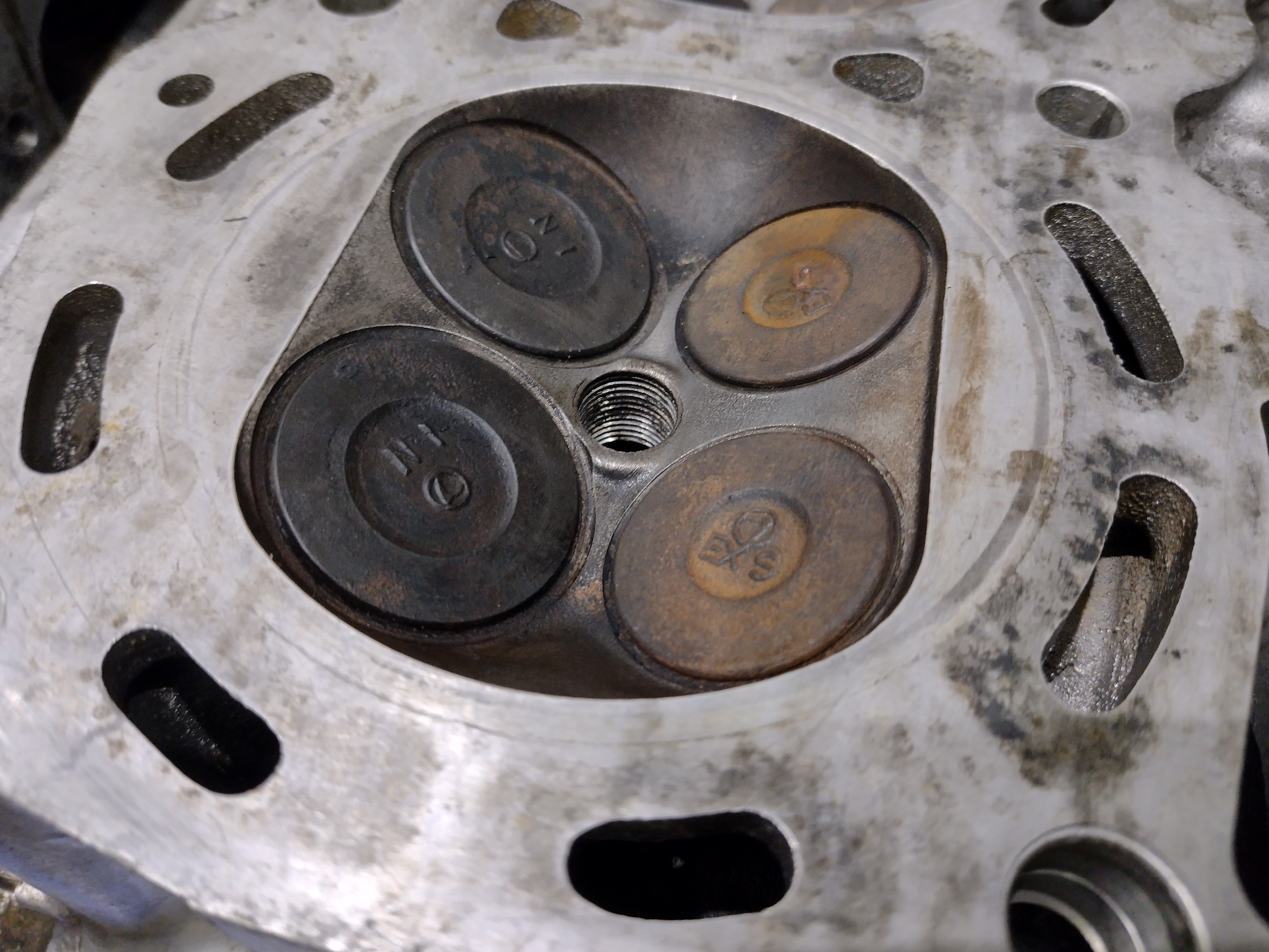 Satz Zylinderköpfe mit Nockenwellen für Subaru Impreza GT WRX V2 EJ20G Turbo