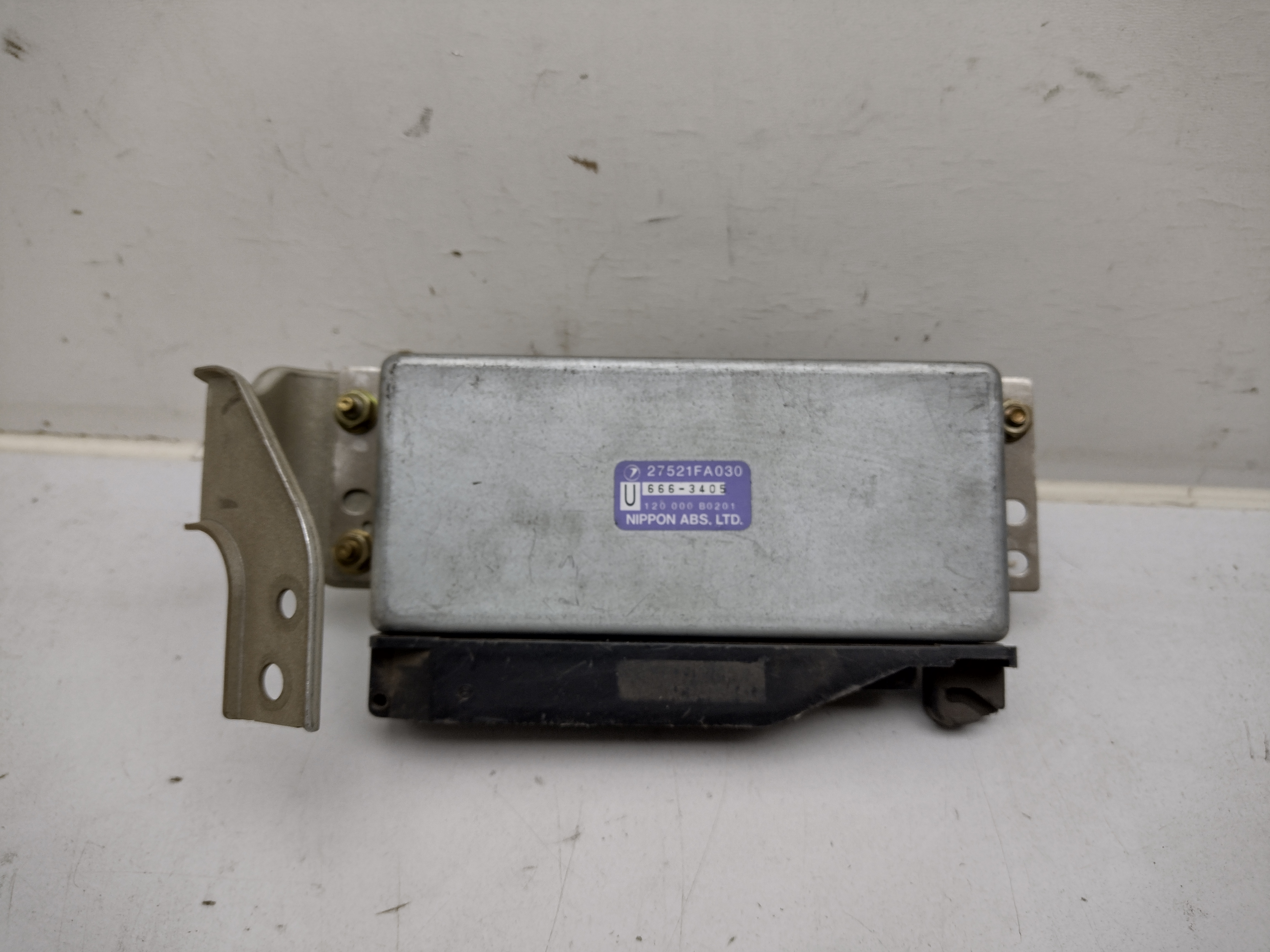 27521FA030 ABS Steuergerät von Subaru Impreza GC GF