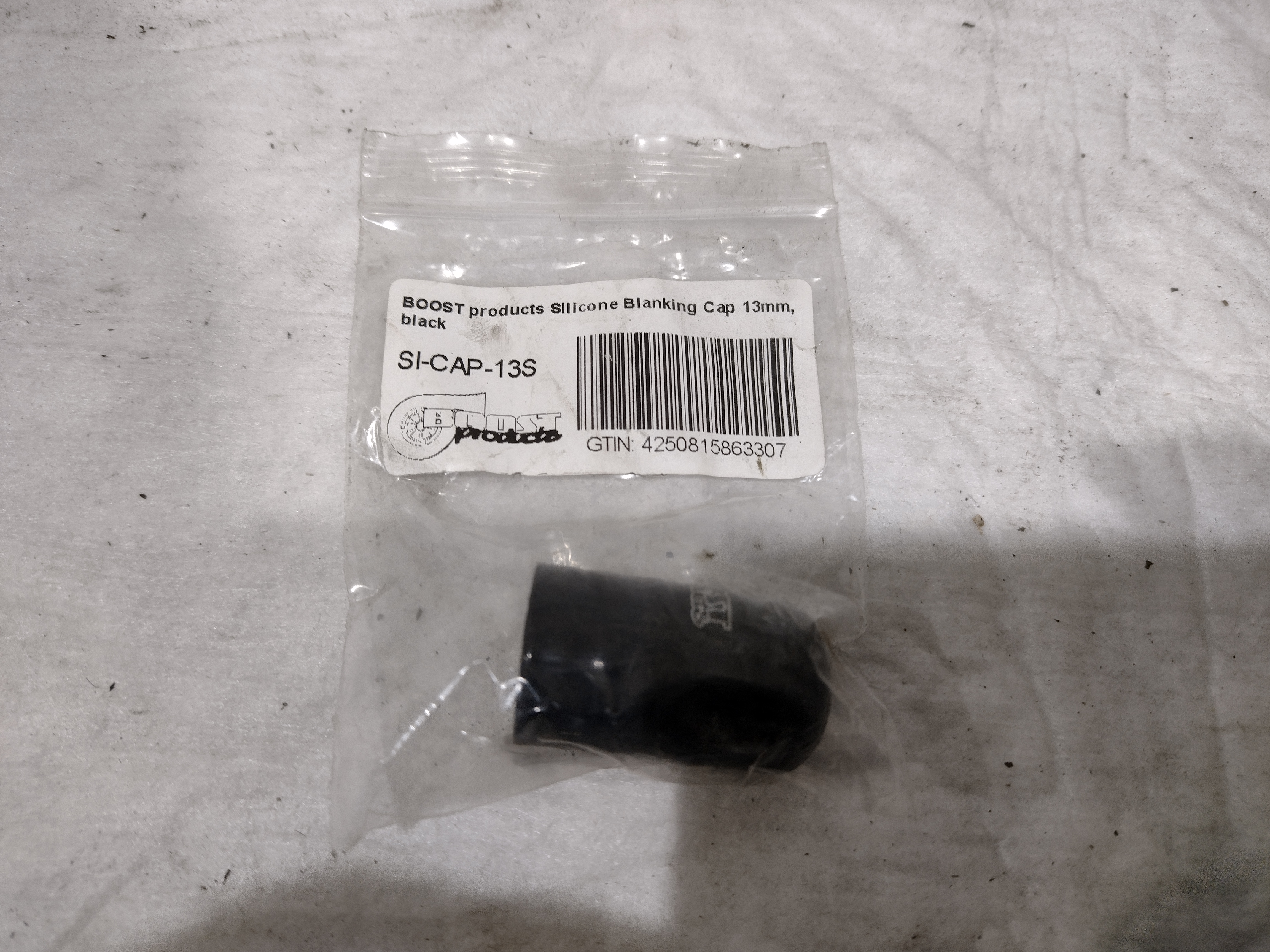 Silikon Verschlusskappe 13mm, schwarz | BOOST products