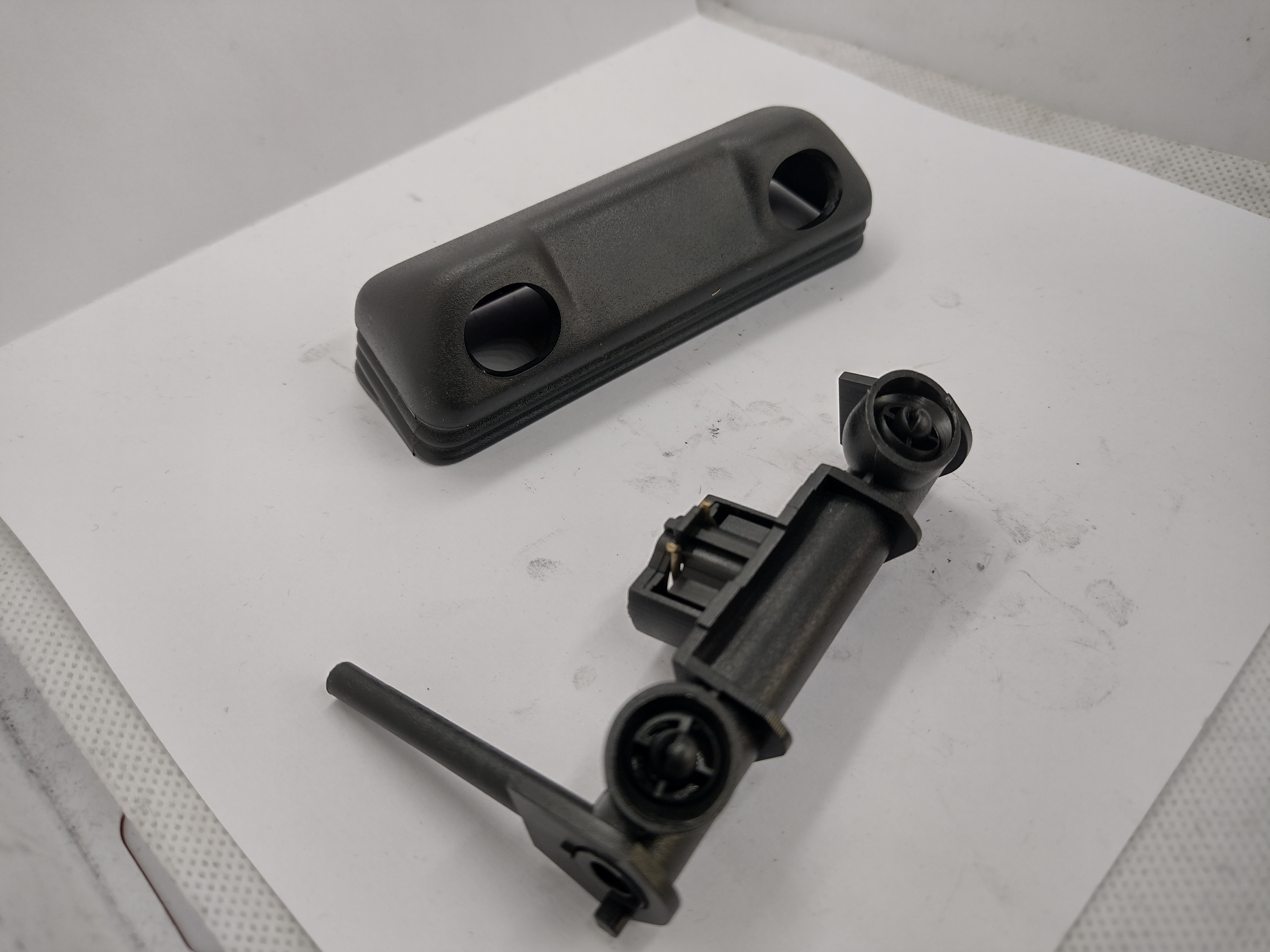 Peugeot / Citroen Wischwasserdüsen 643884 NEU NOS NEW OEM