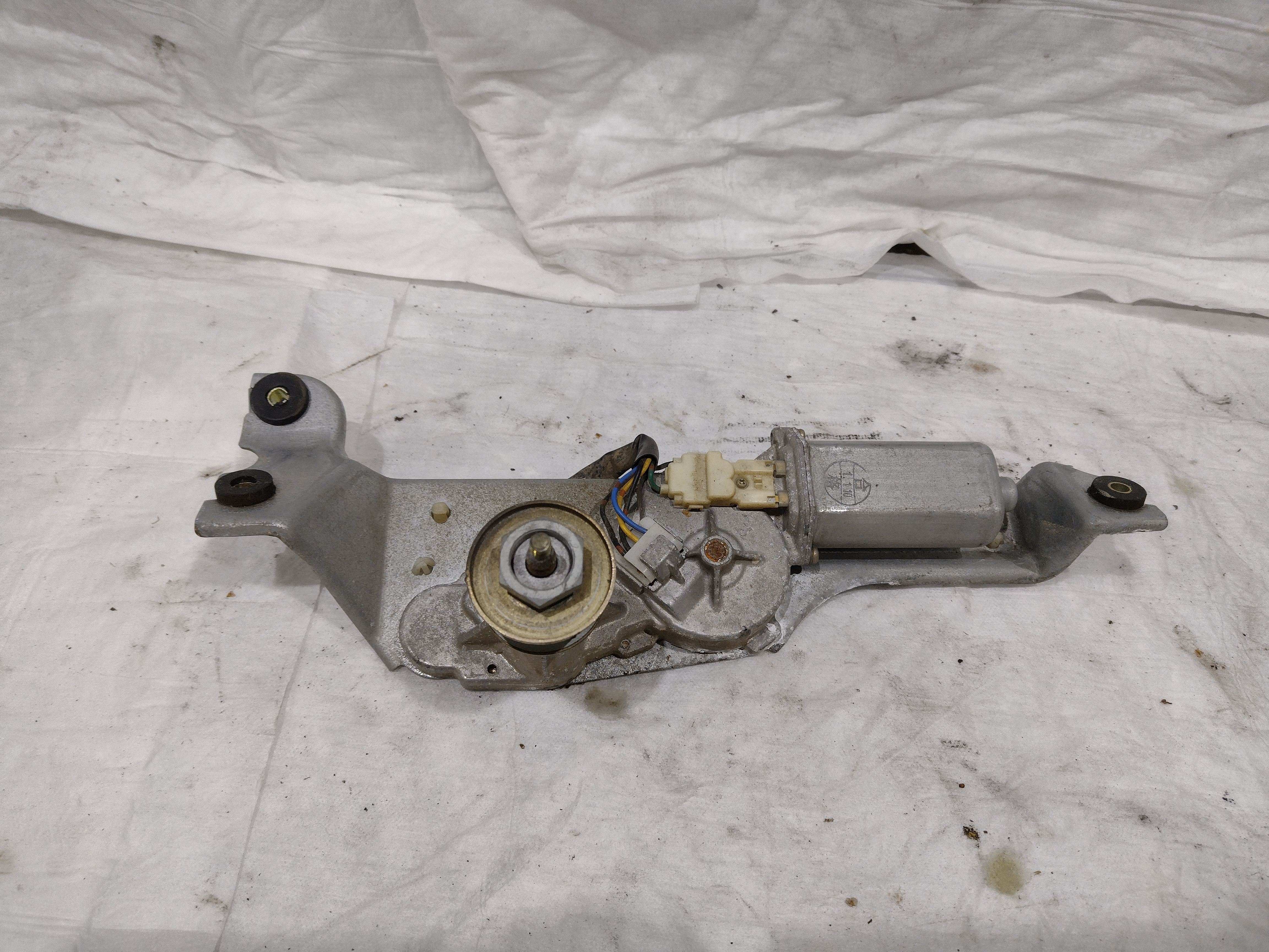 Heckwischermotor  für Subaru Outback H6 BE BH 34650-821