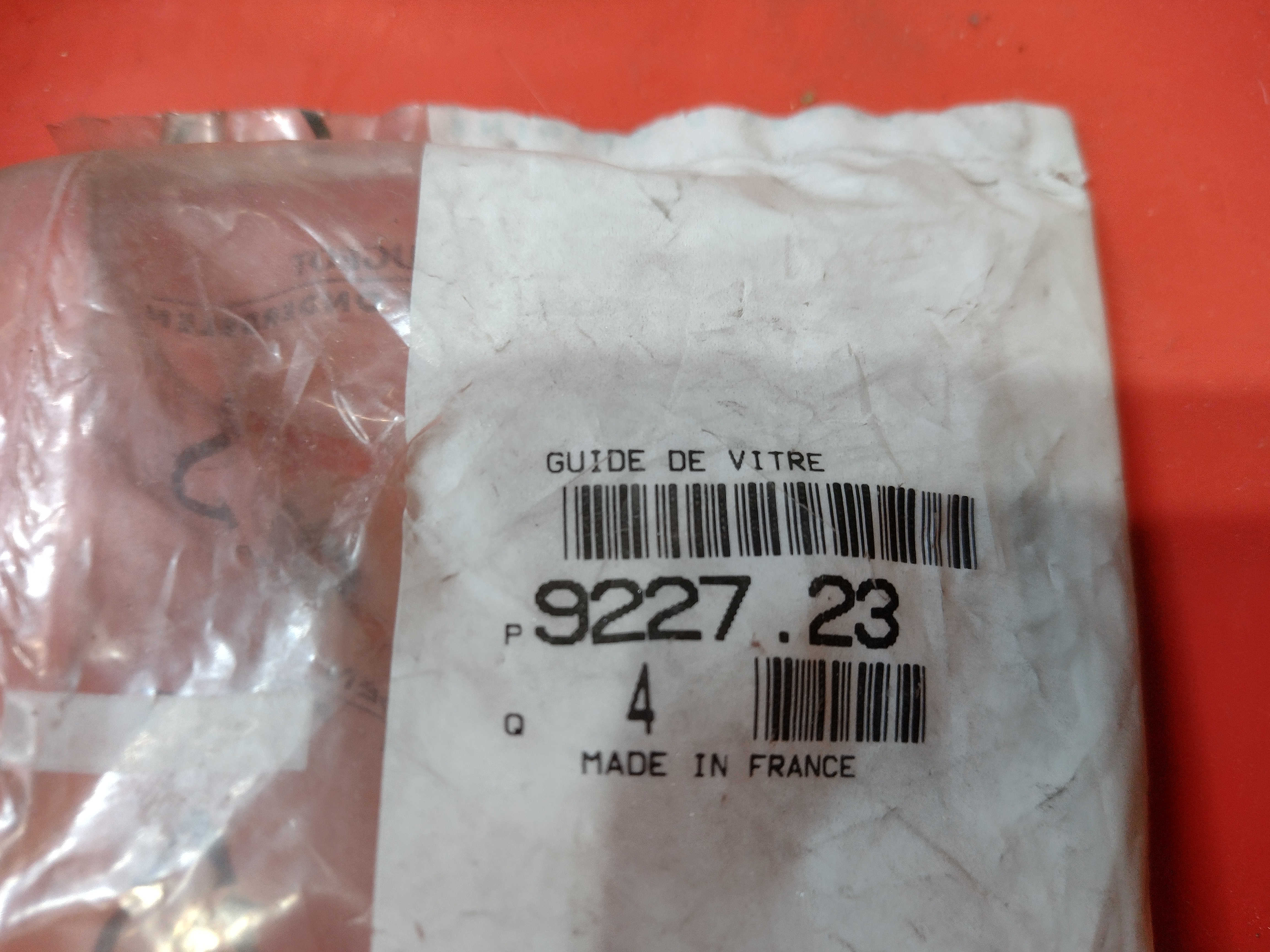 Peugeot  / CITROËN Clip, Scheibenführung 922723 NEU NOS NEW