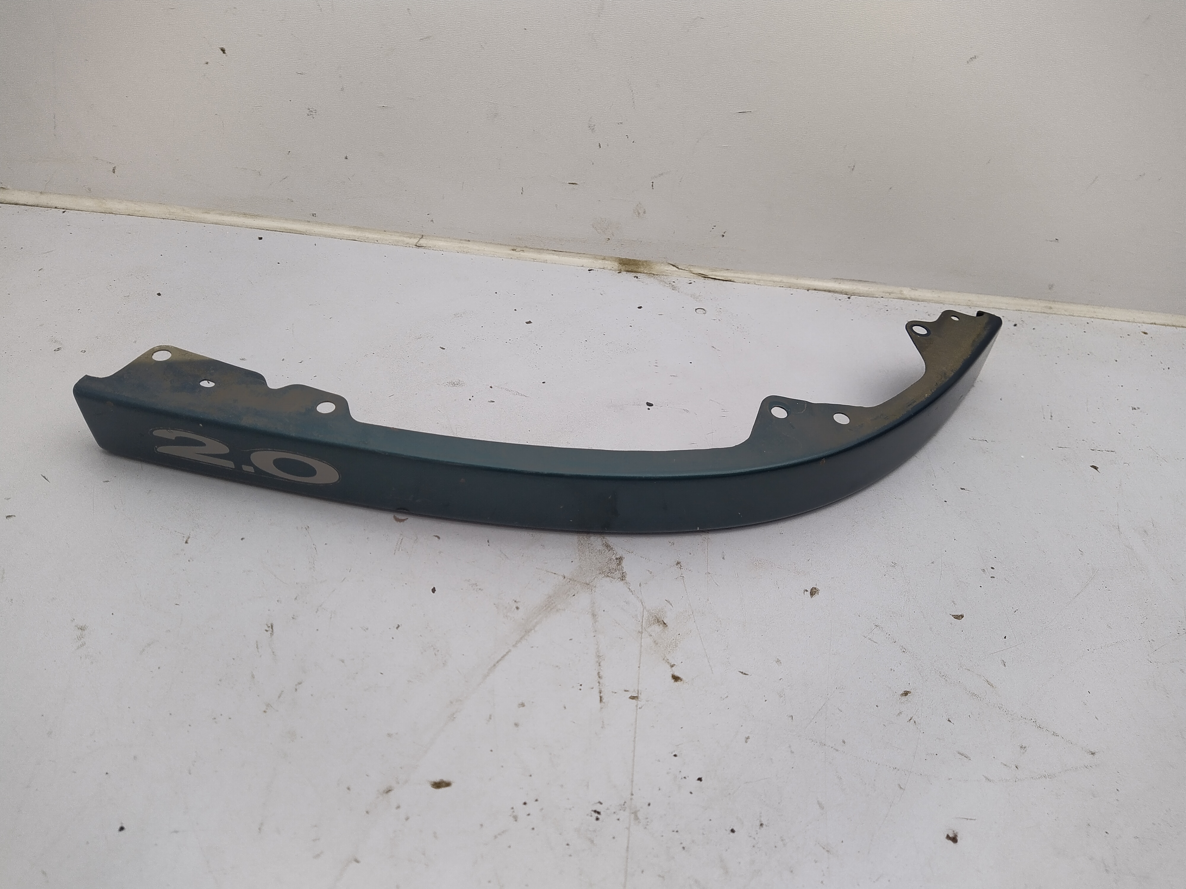 Blende unter Rückleuchte rechts von Subaru Impreza GC GF GC8 