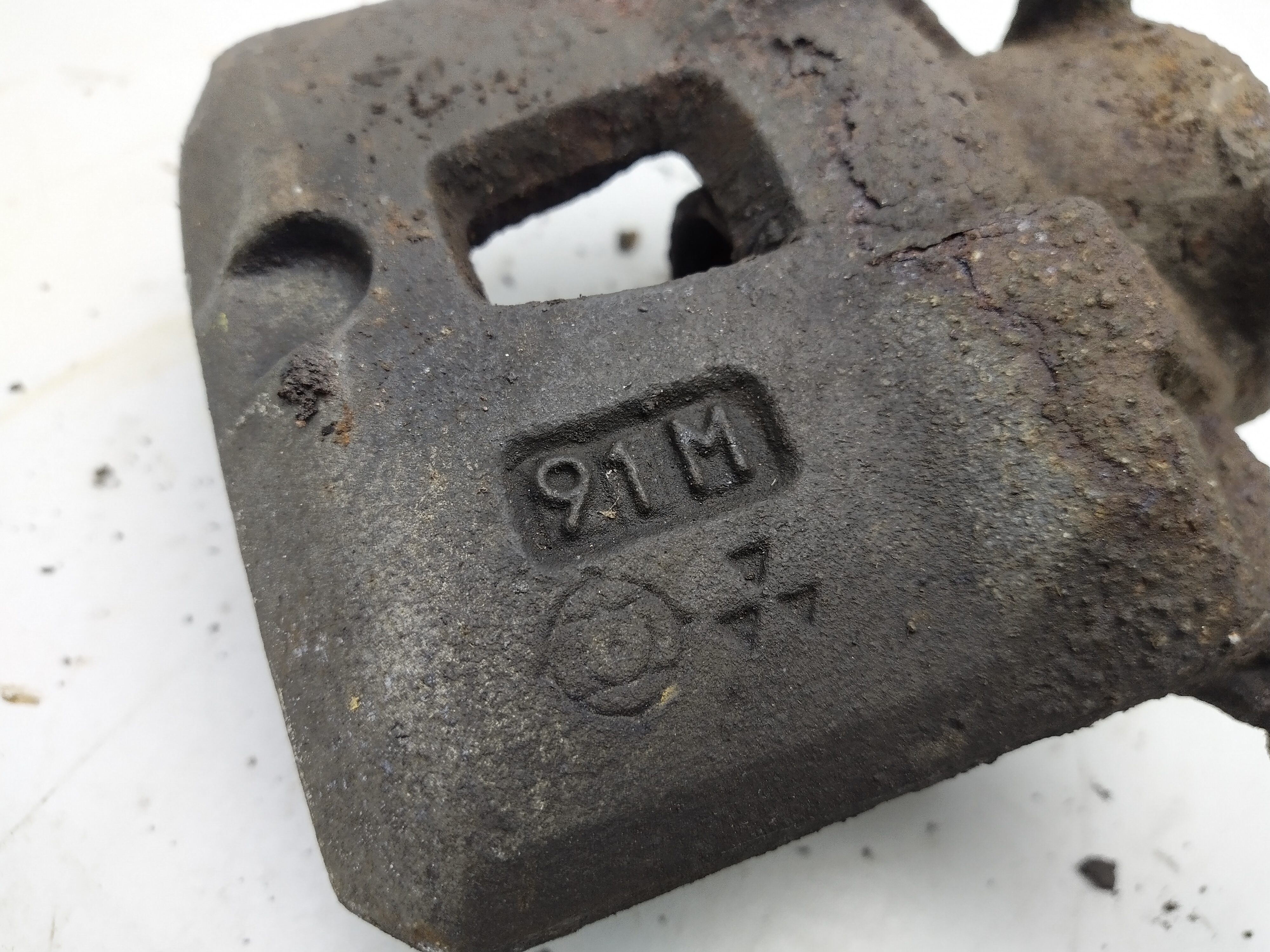 Bremssattel vorne rechts SUBARU IMPREZA GC GF Forester SF Legacy BD BG