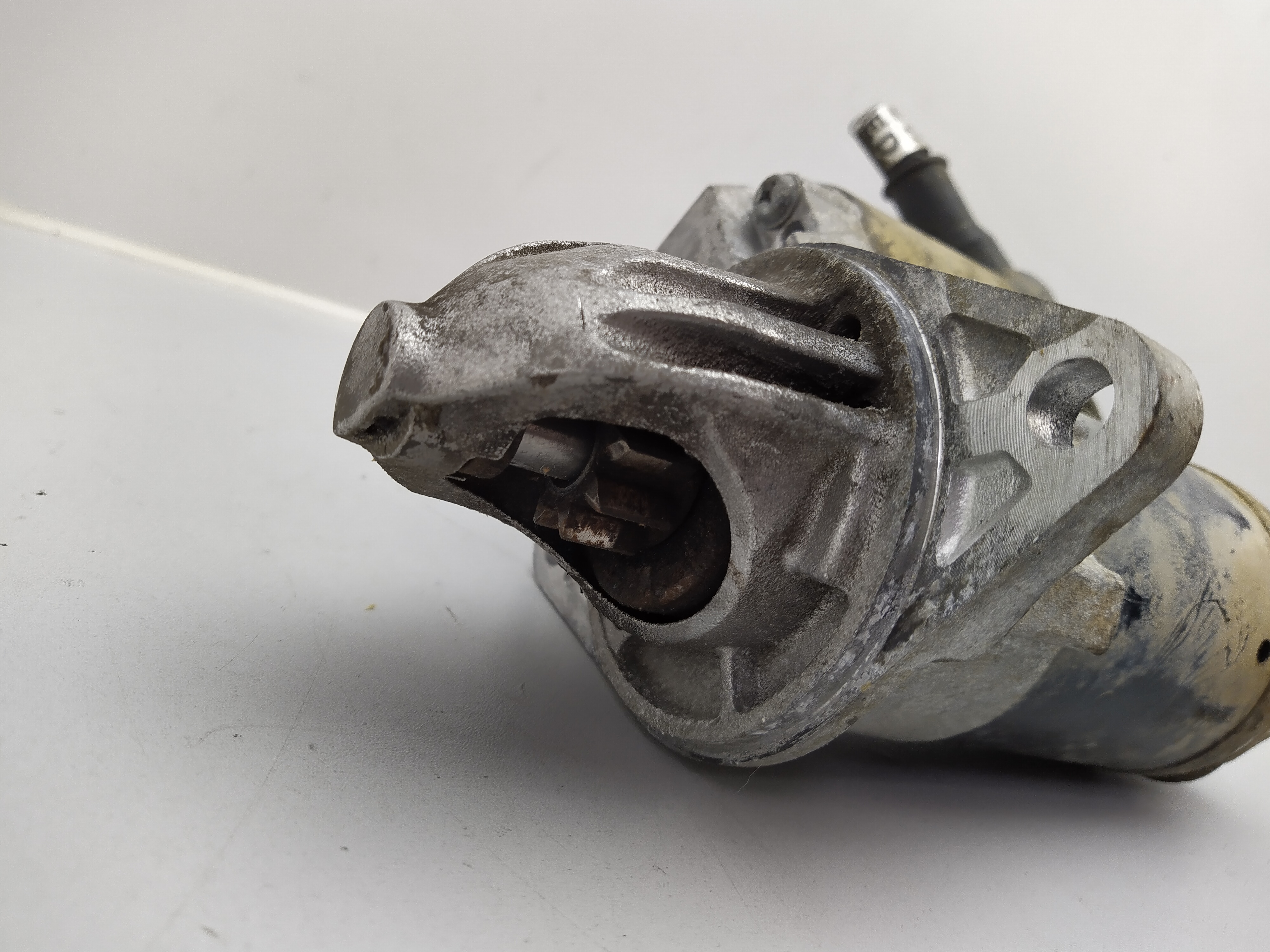 Anlasser Subaru Forester SG 2.0X Automatik 03-08 23300 AA460