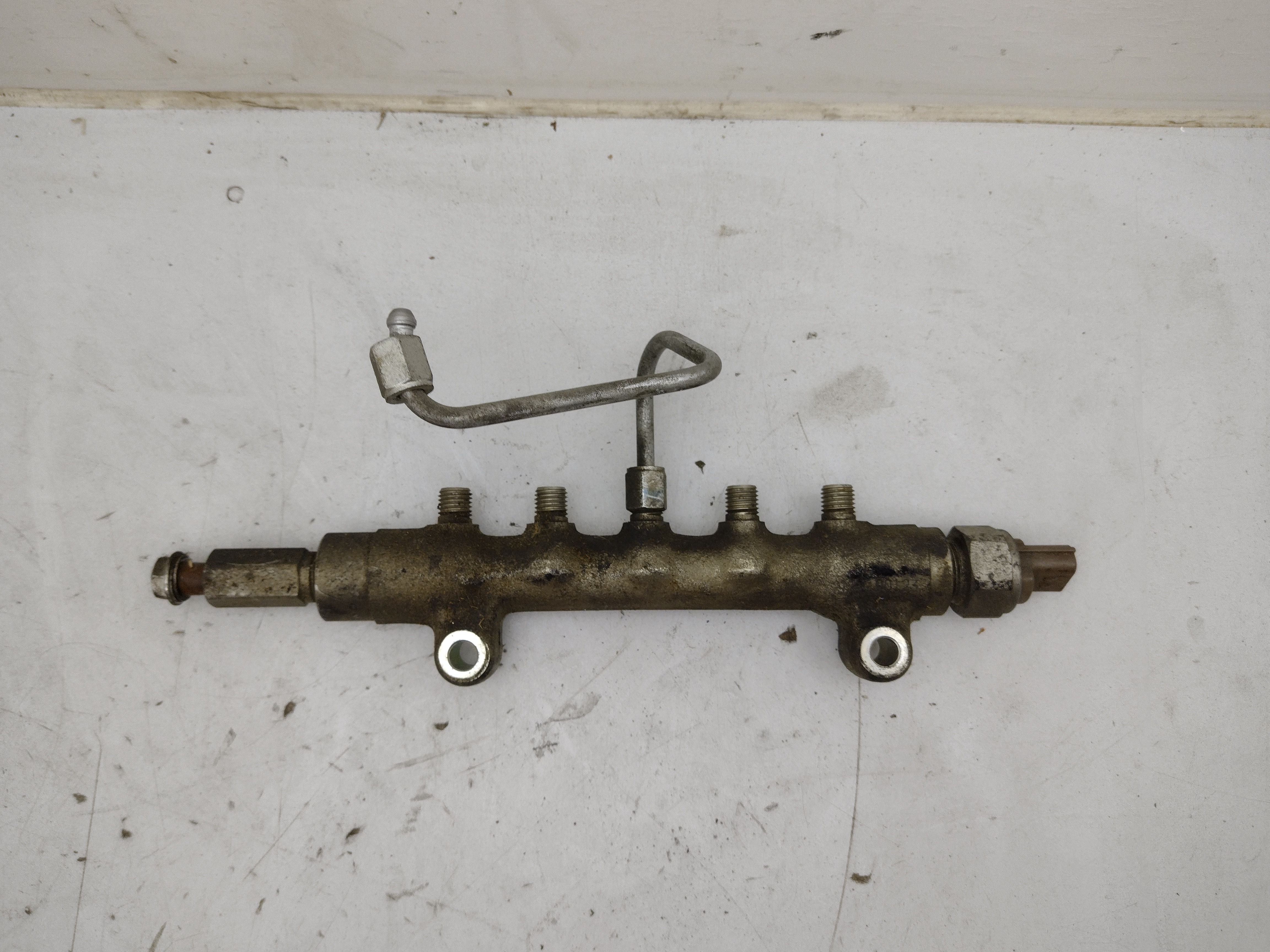 Rail Einspritzleiste für Subaru Forester Diesel EE20 Euro 4 Motor