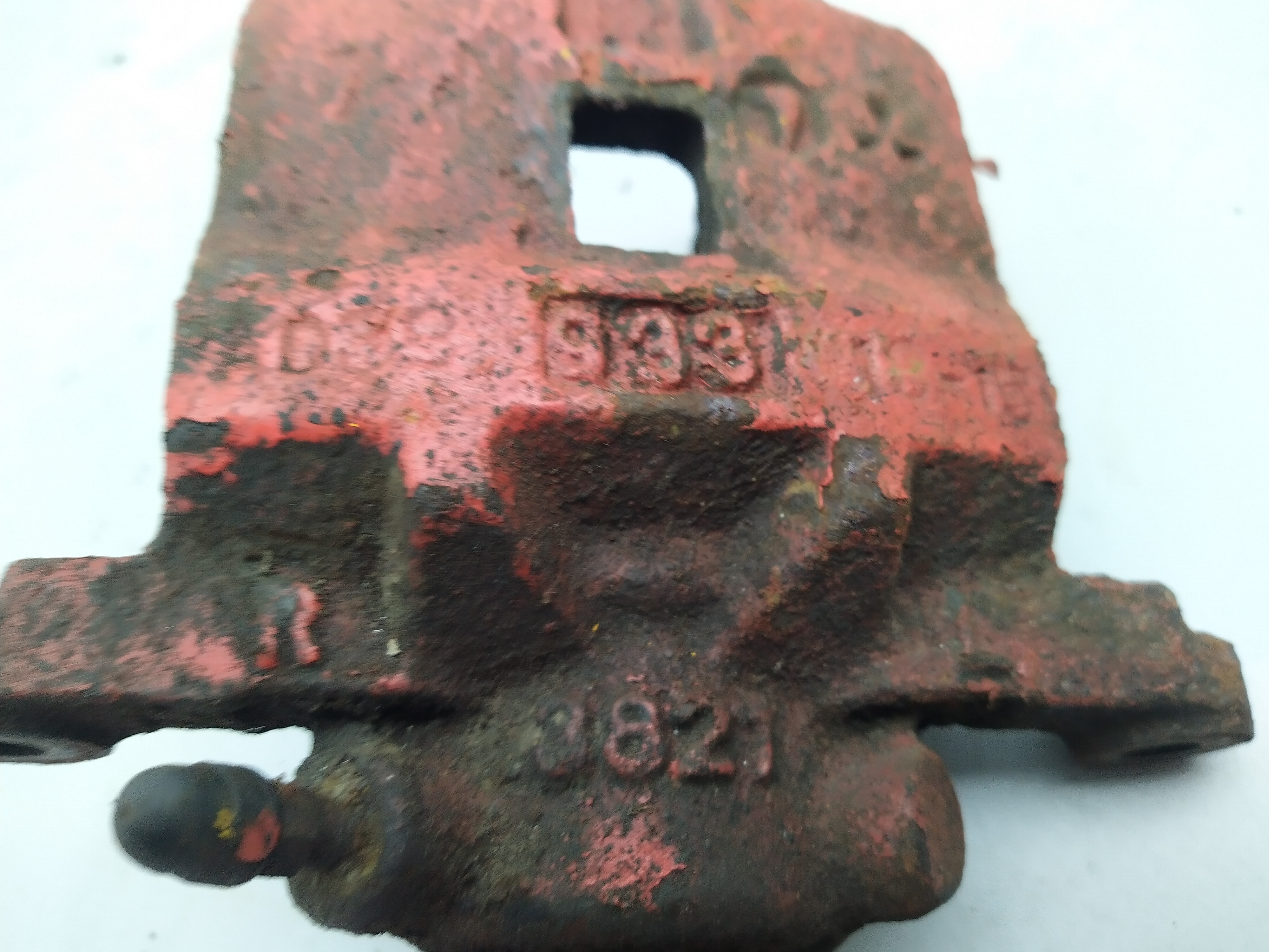 Bremssattel hinten rechts  Subaru D38 933 3821