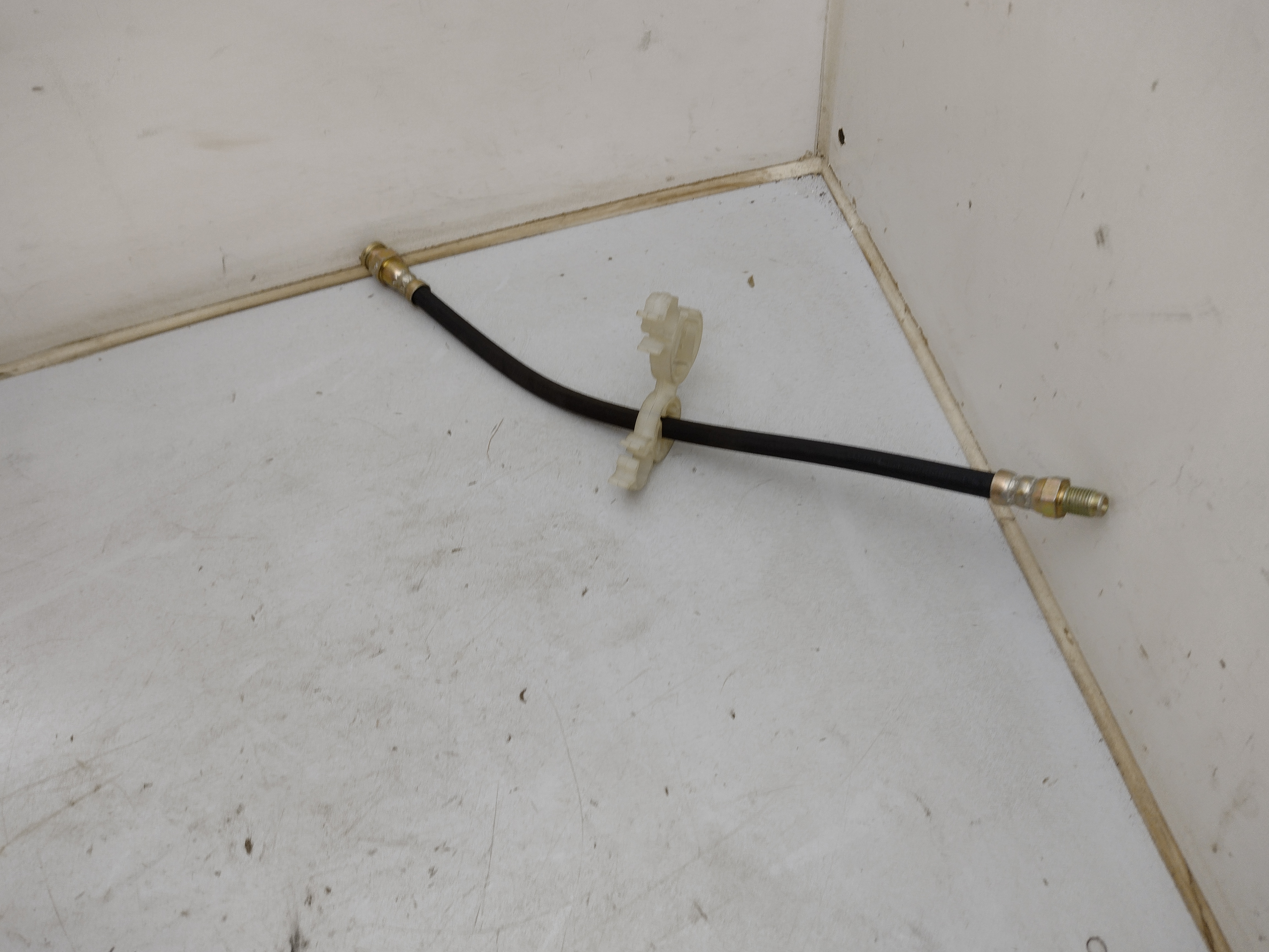Peugeot / Citroen Bremsschlauch 480676 NOS NEW OEM 