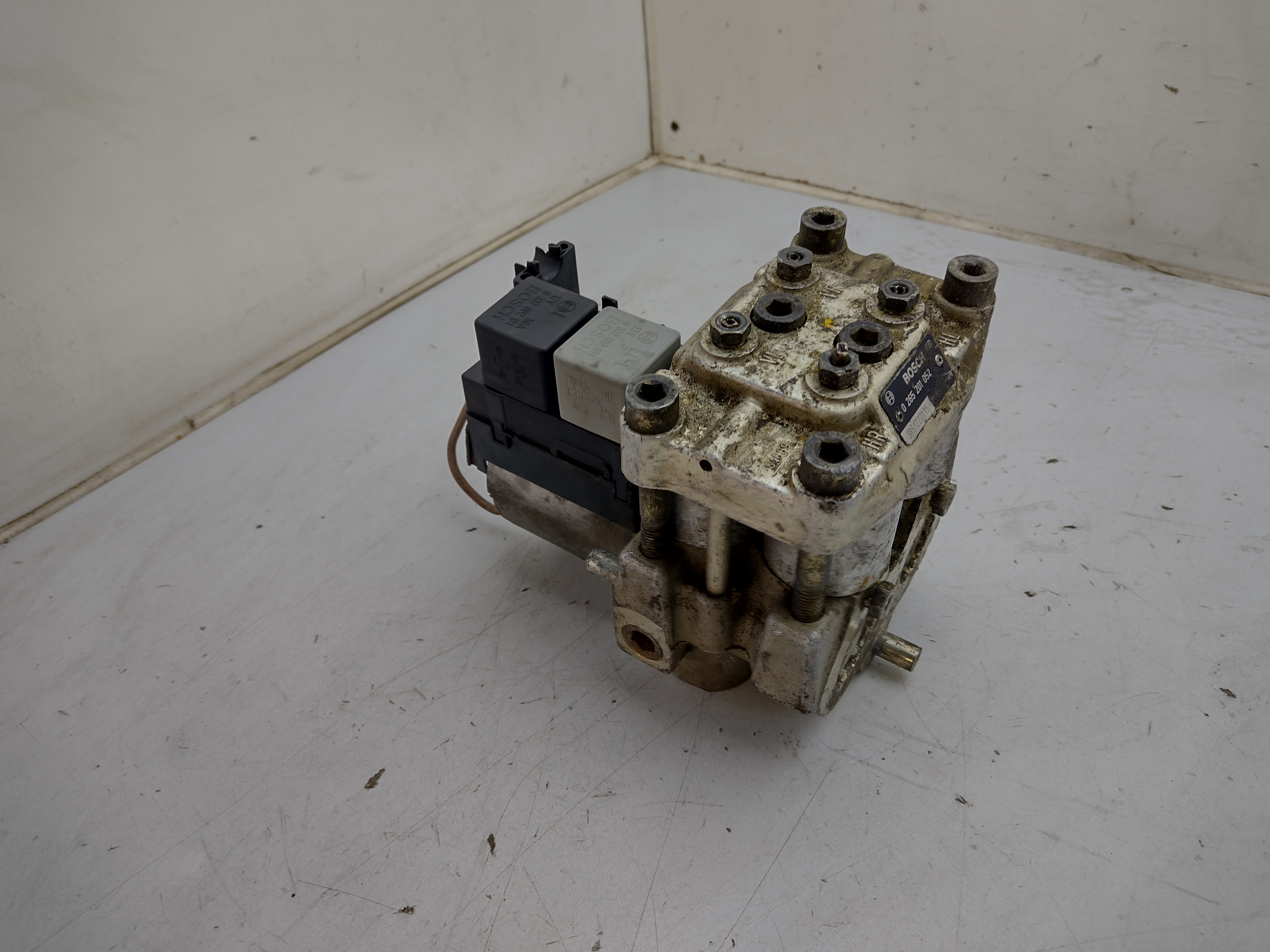 Bosch 0265201051 ABS Block Steuerung für Subaru Legacy 1 BC BJF 2.2l