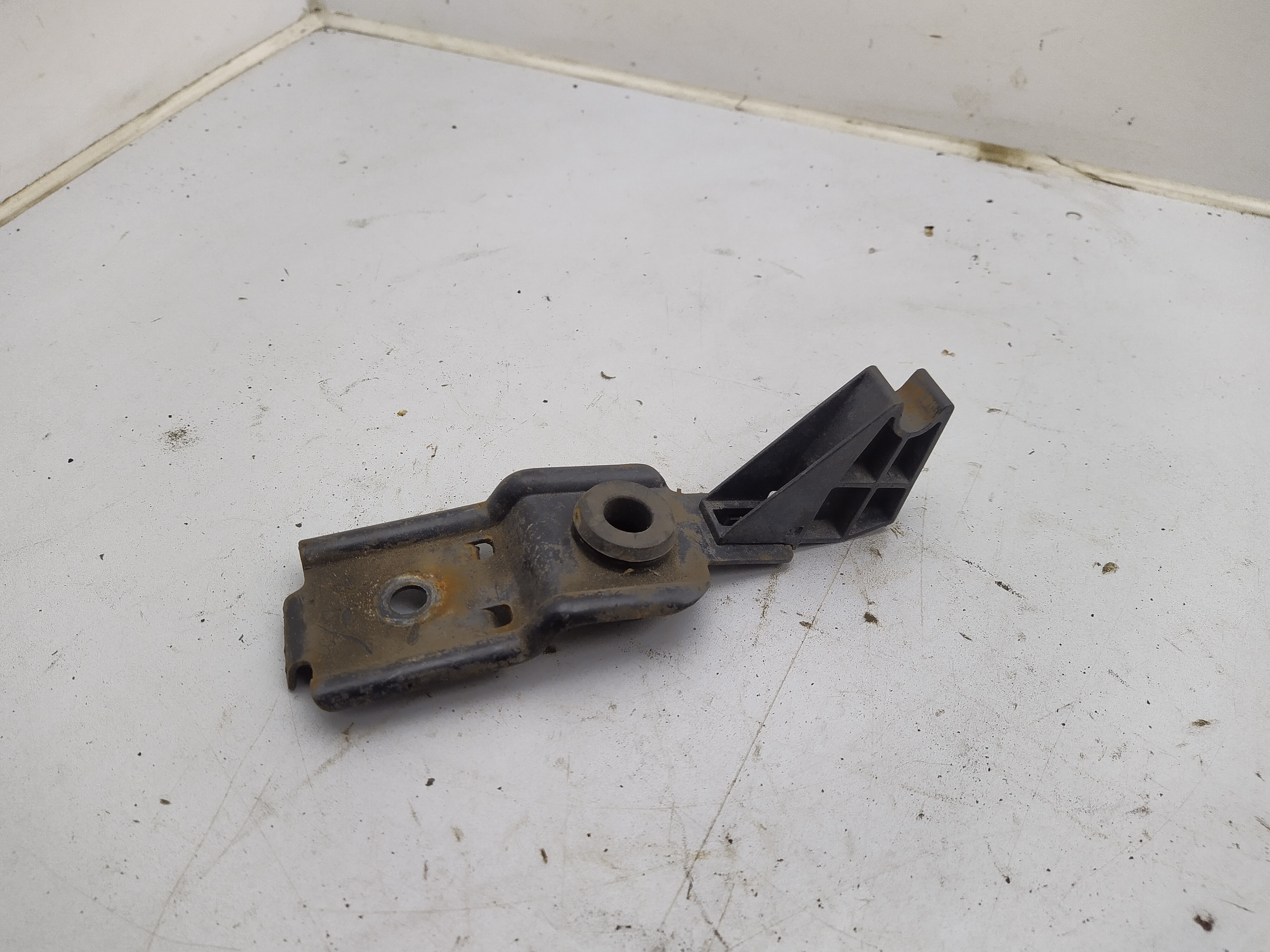 Kühlerhalter Haubenstabhalter von SUBARU Forester SG