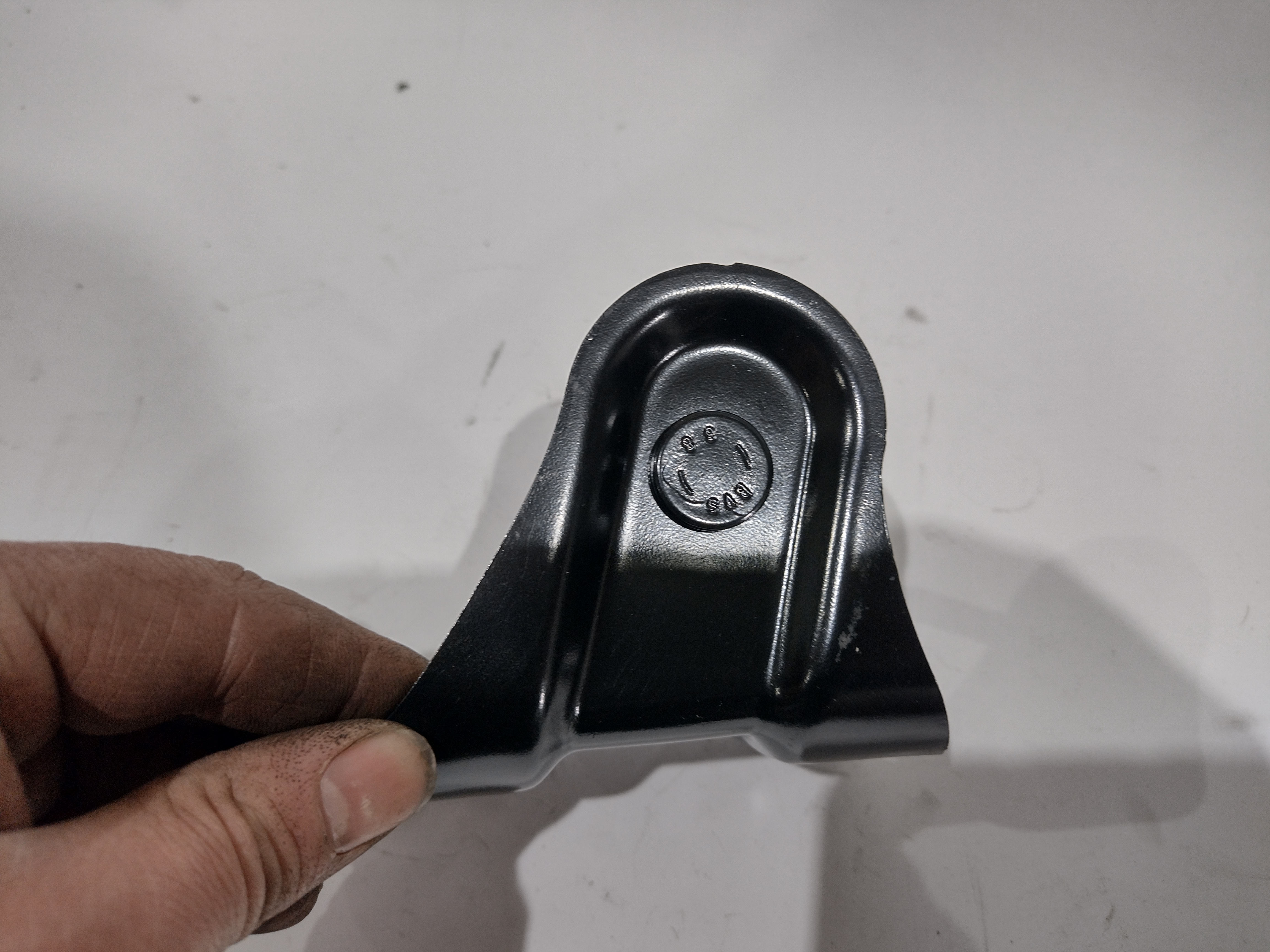 Peugeot / Citroen HALTER FÜR KRAFTSTOFFTANK 153861 NEU NOS NEW