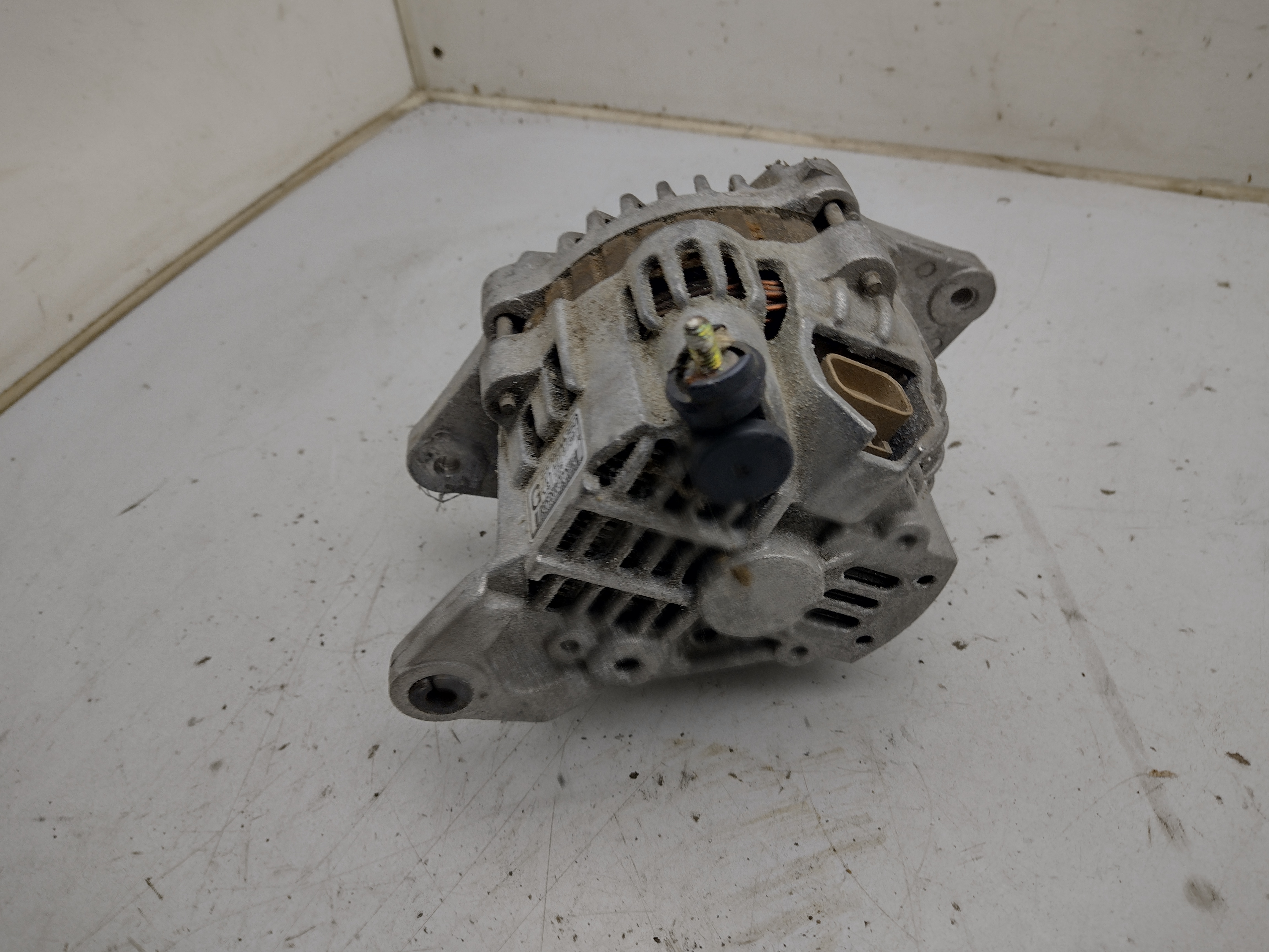 Lichtmaschine Generator 23700AA350 für Subaru Legacy 2 BD BG