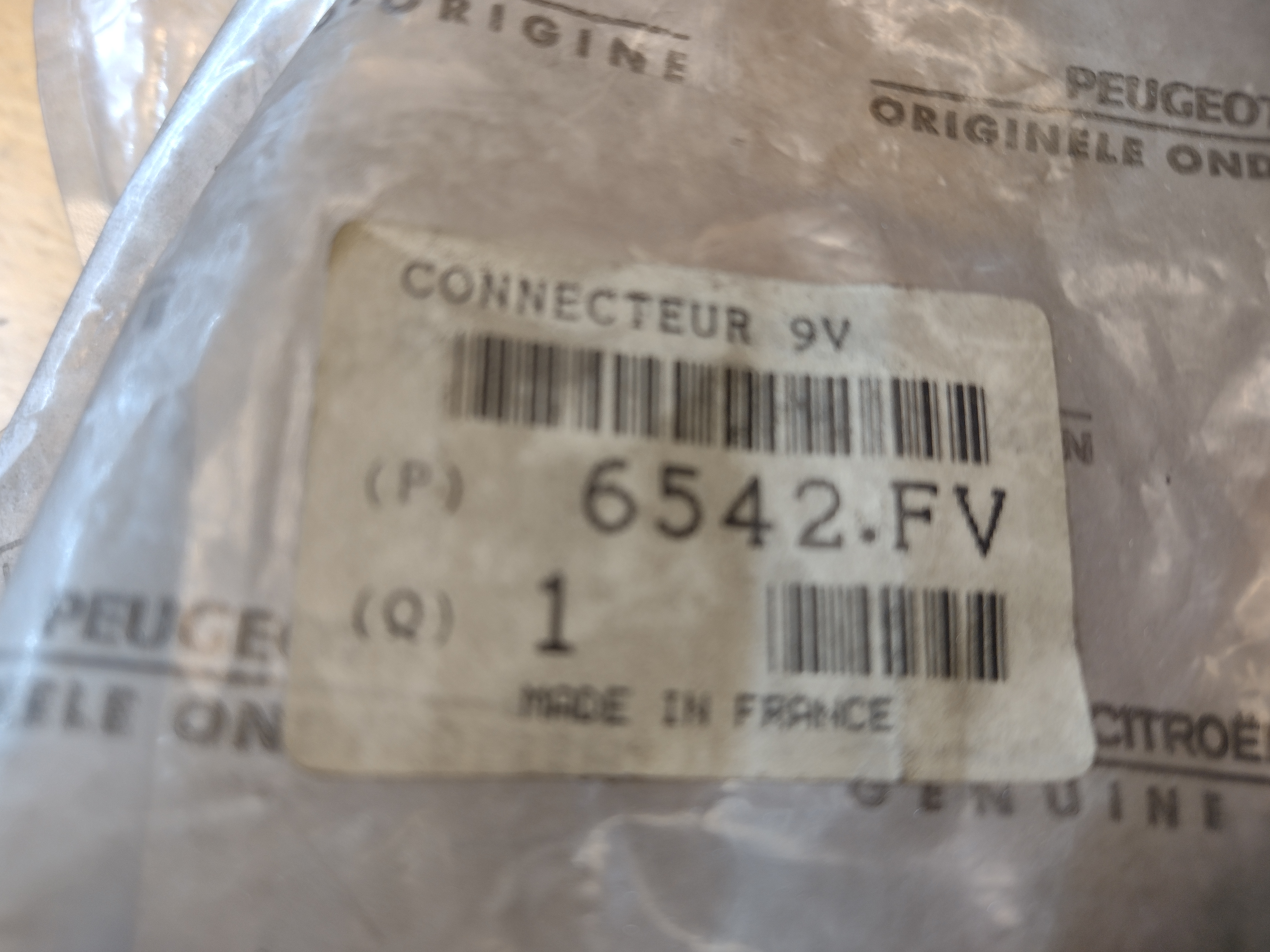Peugeot / Citroen 6532FV Stecker NEU NOS NEW OEM