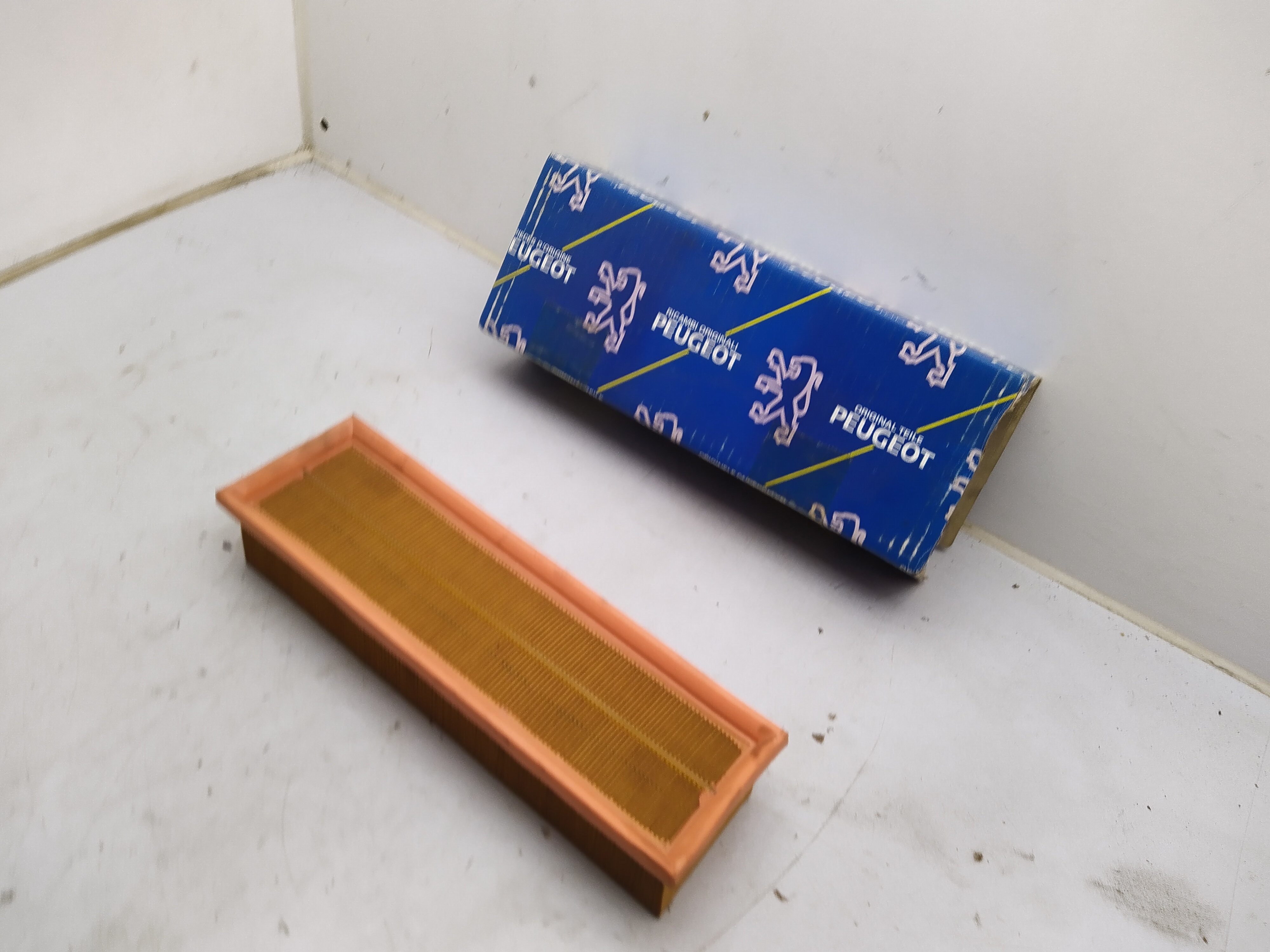 Original Peugeot Luftfilter 1444A2 NEU NOS
