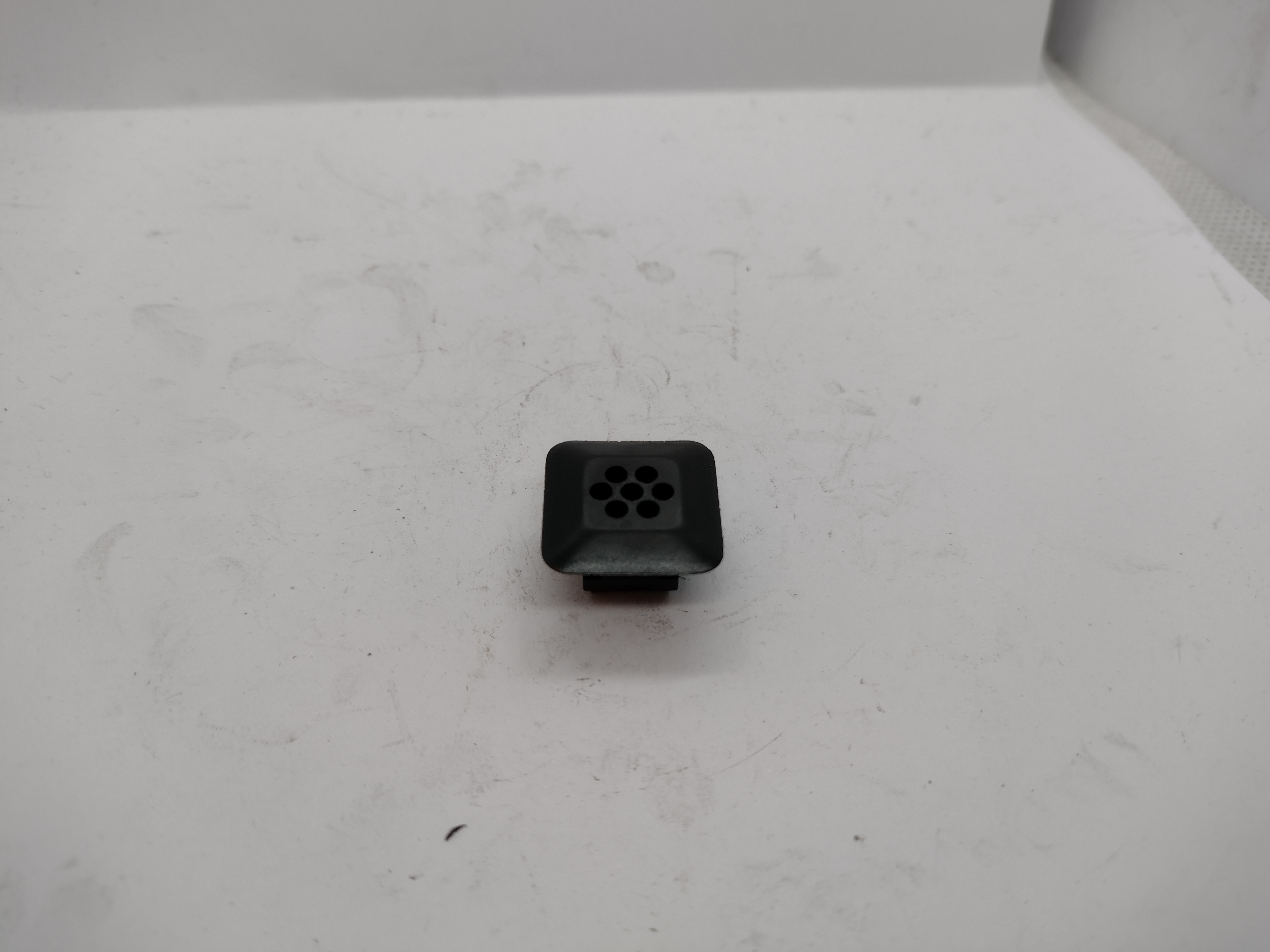 Peugeot / Citroen KLAMMER 6547Y8 NEU NOS NEW OEM