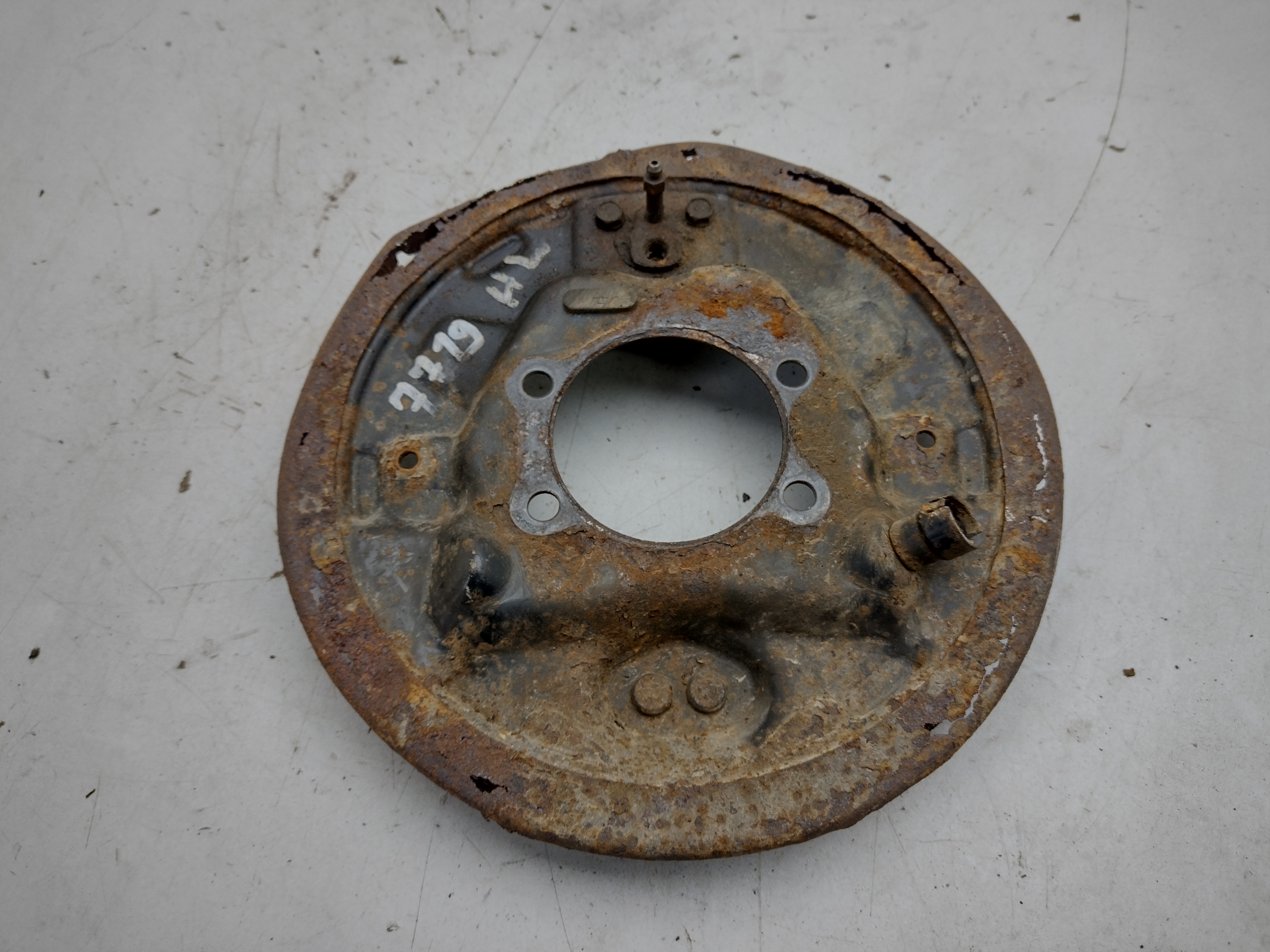 gebrauchtes Ankerblech hinten links für Subaru Impreza 1 GC GF Legacy 1 BC BJF ohne ABS