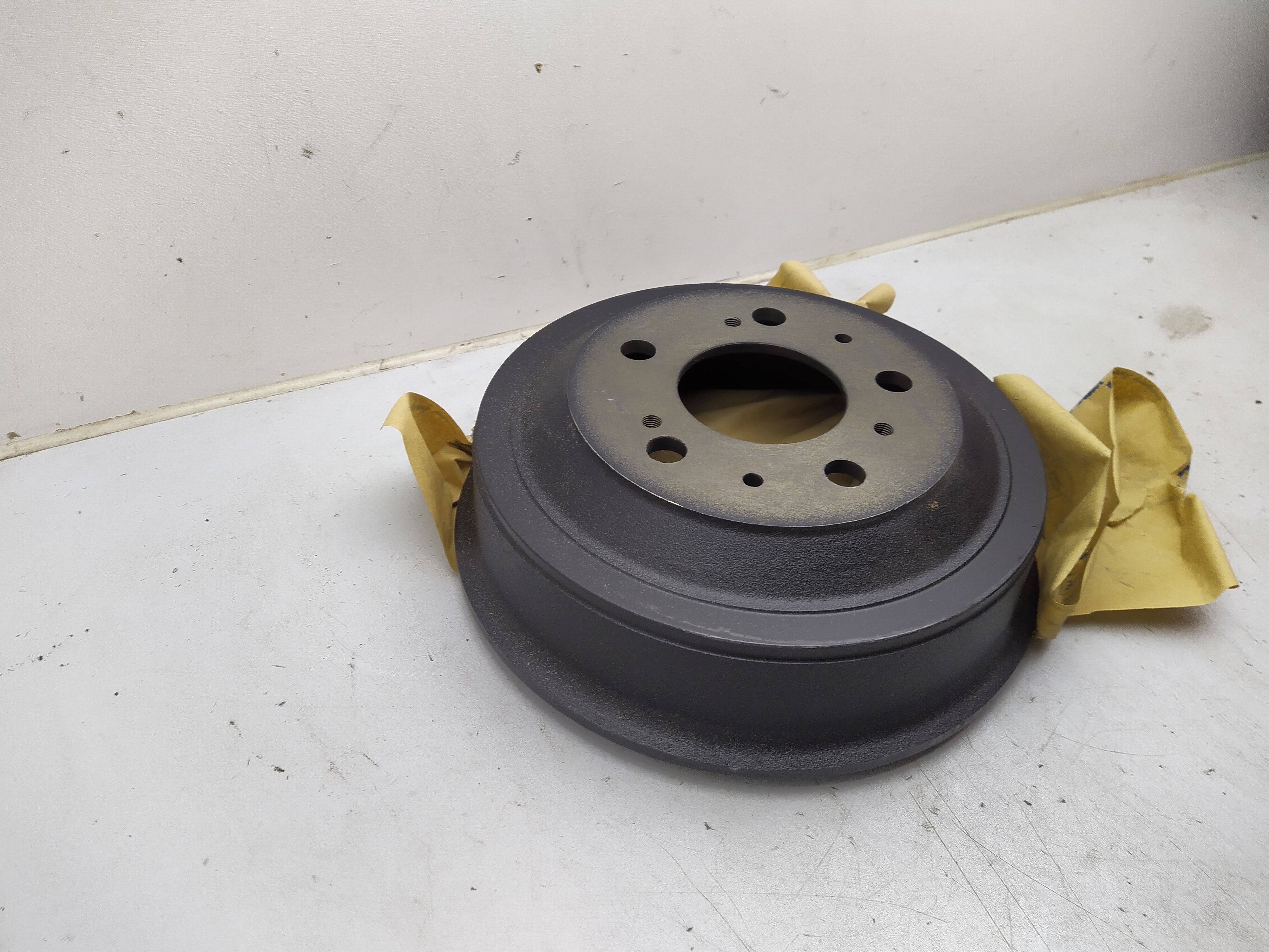 Citroen / Peugeot / Fiat Bremstrommel 424738 1306211080 NEU NOS NEW