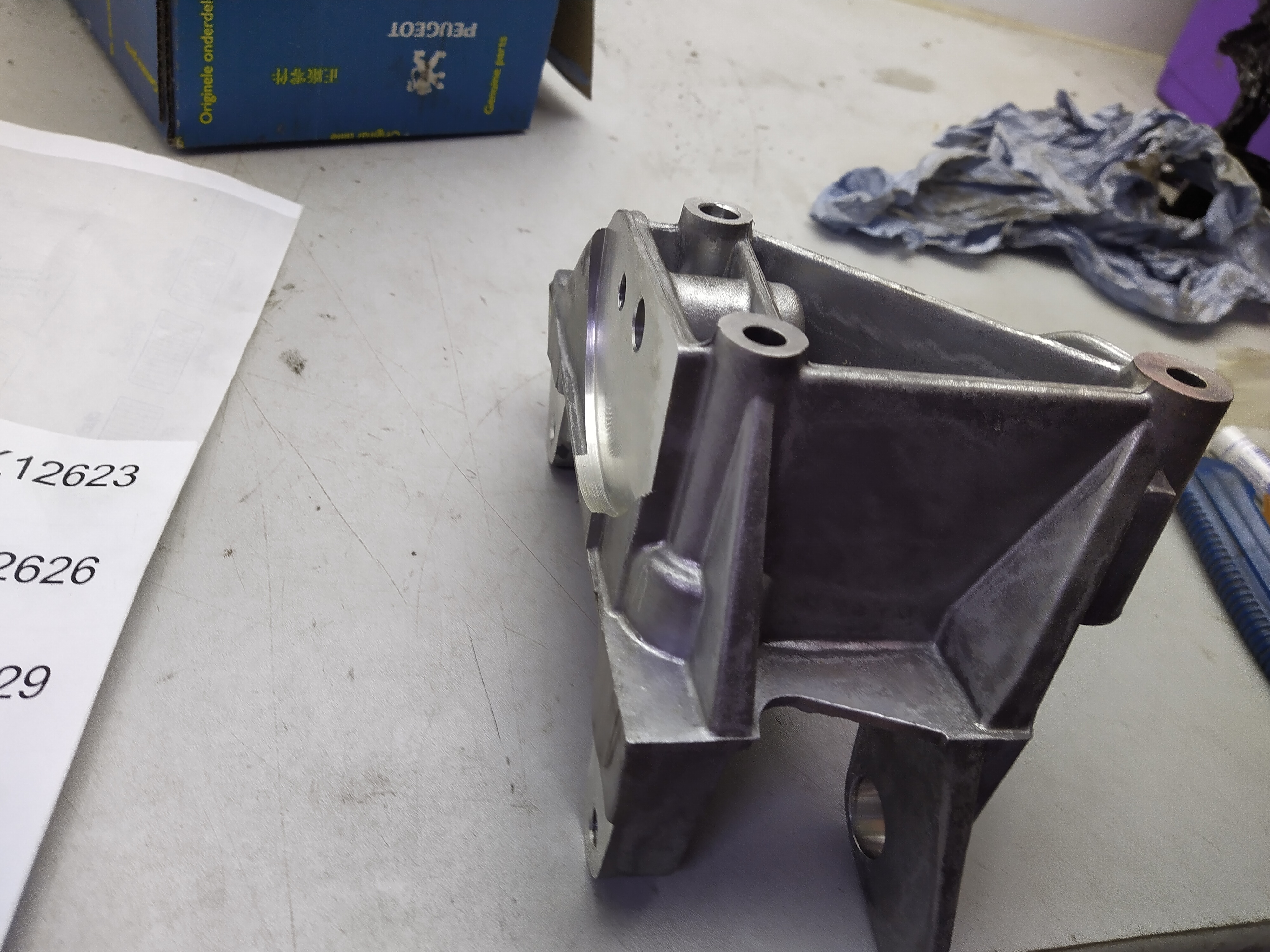 Original Peugeot HALT GENERATOR 5706G2 NEU NOS NEW
