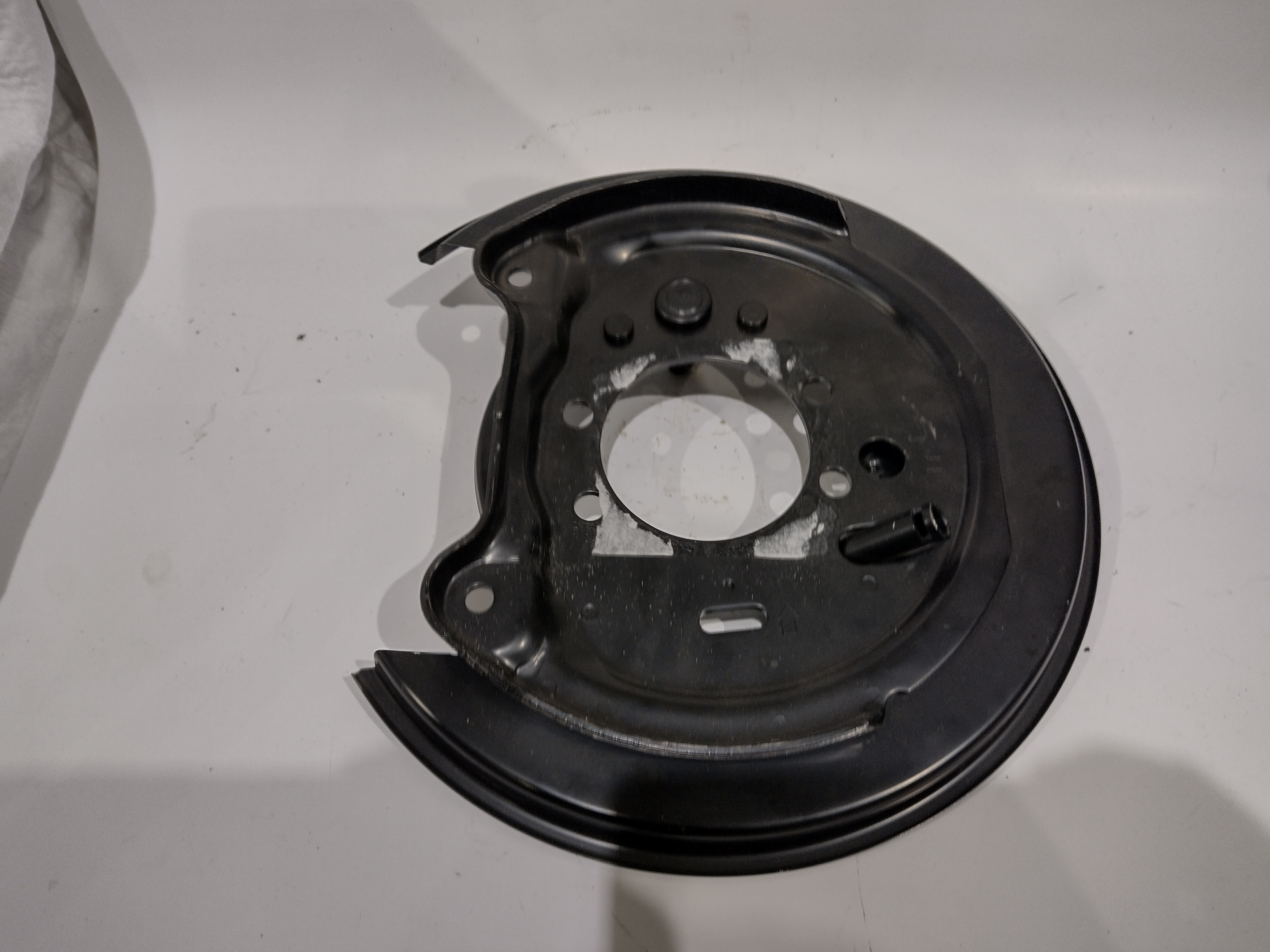 Ankerbleche hinten links für Subaru Legacy 3 4 Outback BE BH BL BP 26704AE050