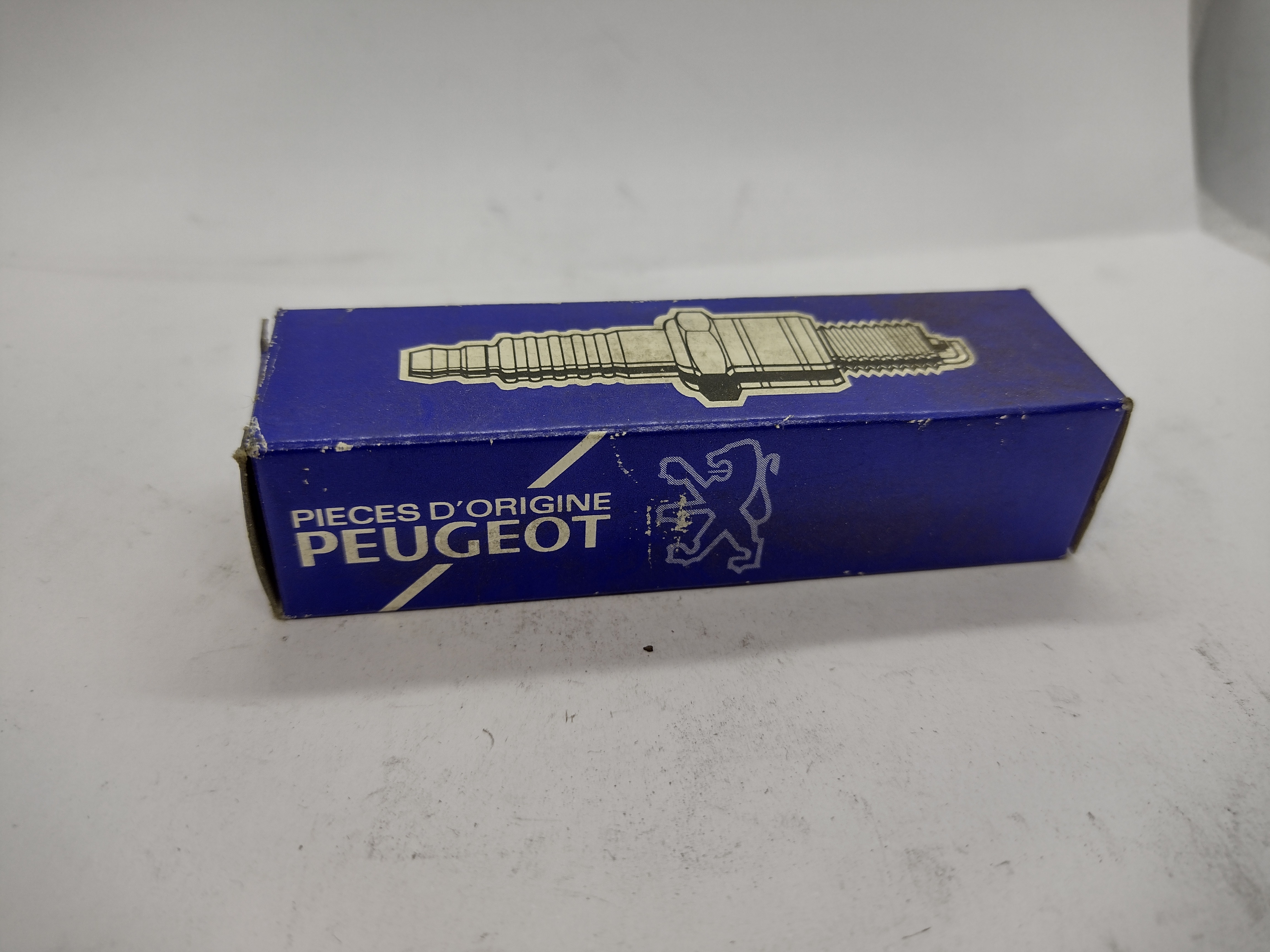 Original Peugeot Zündkerze 5962K1 Champion C7YCX NEU NOS NEW
