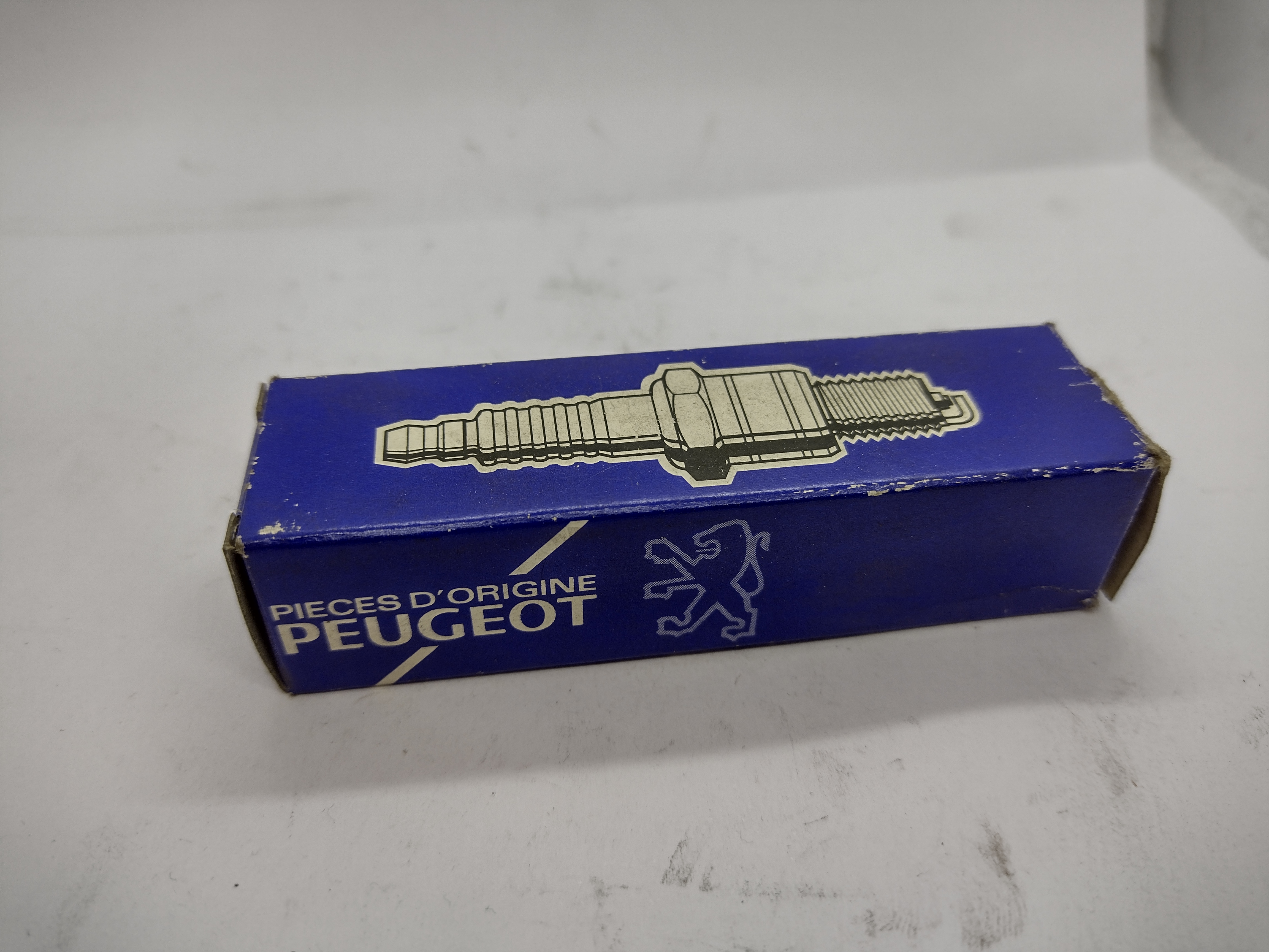 Original Peugeot ZÜNDKERZE 596214 S279YC NEU NOS NEW