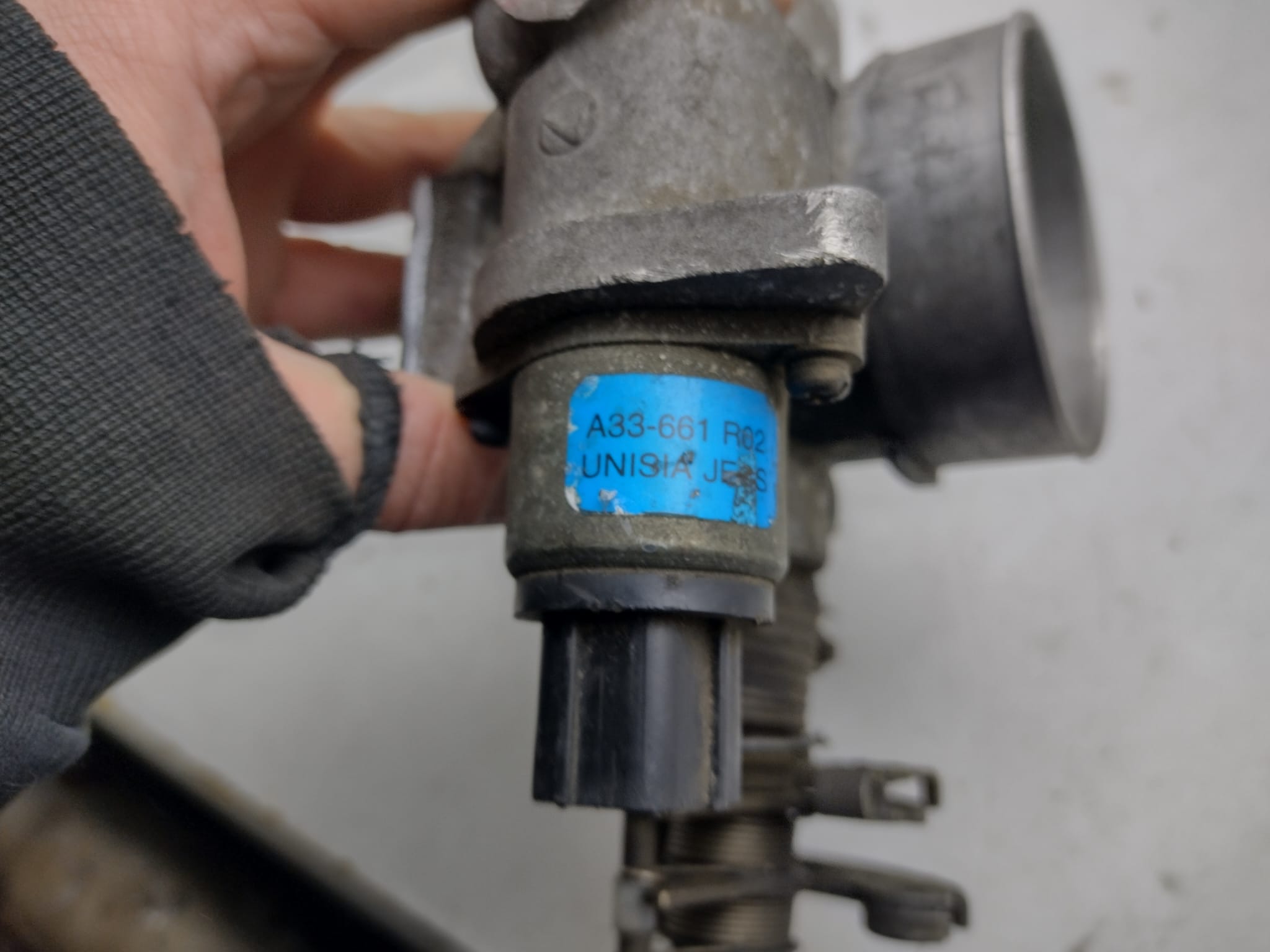 Drosselklappe mit Leerlaufregler für Subaru Legacy 3 BE BH A33-061 R02