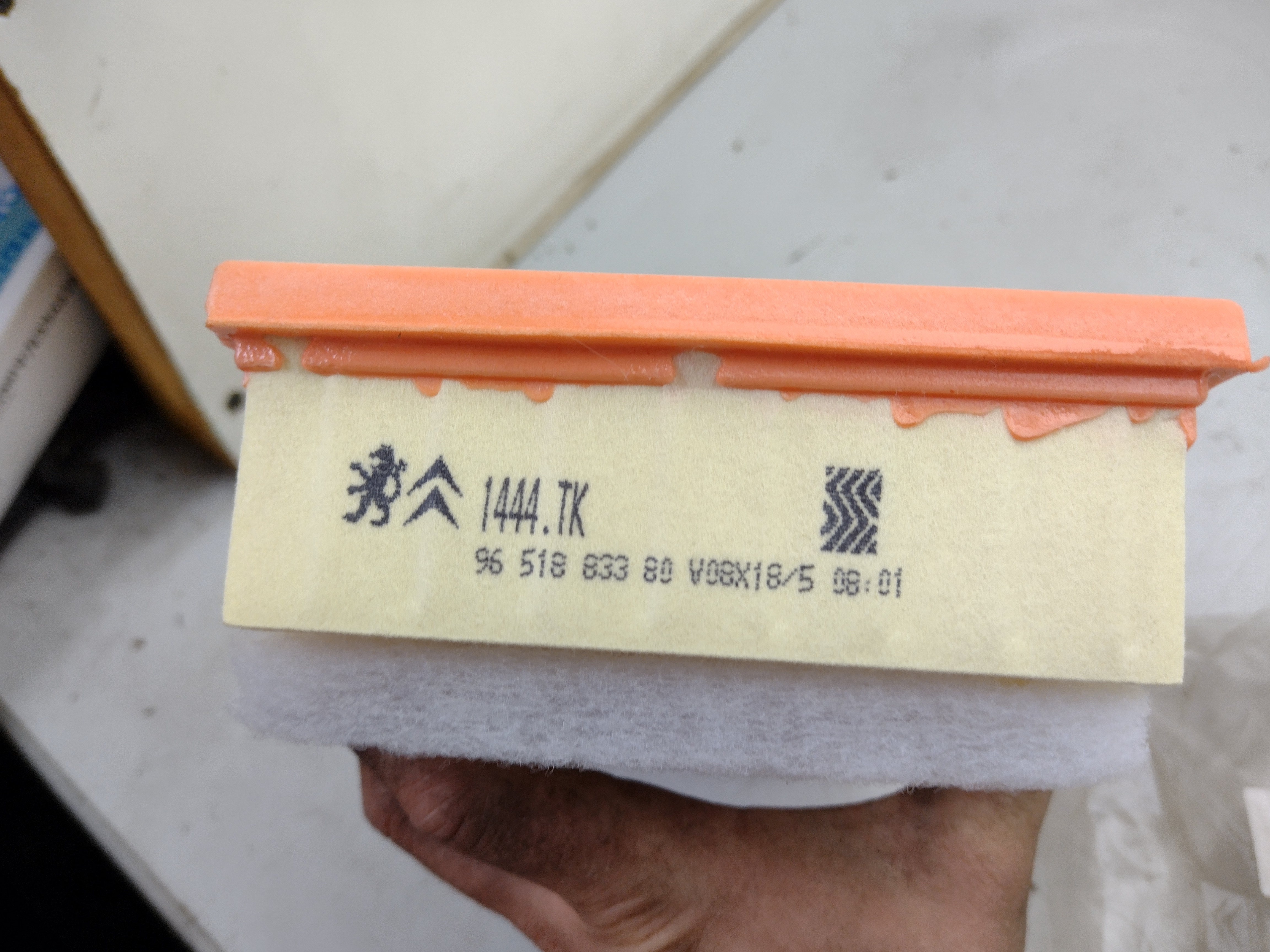 Peugeot / Citroen Luftfilter 1444TK NOS NEW