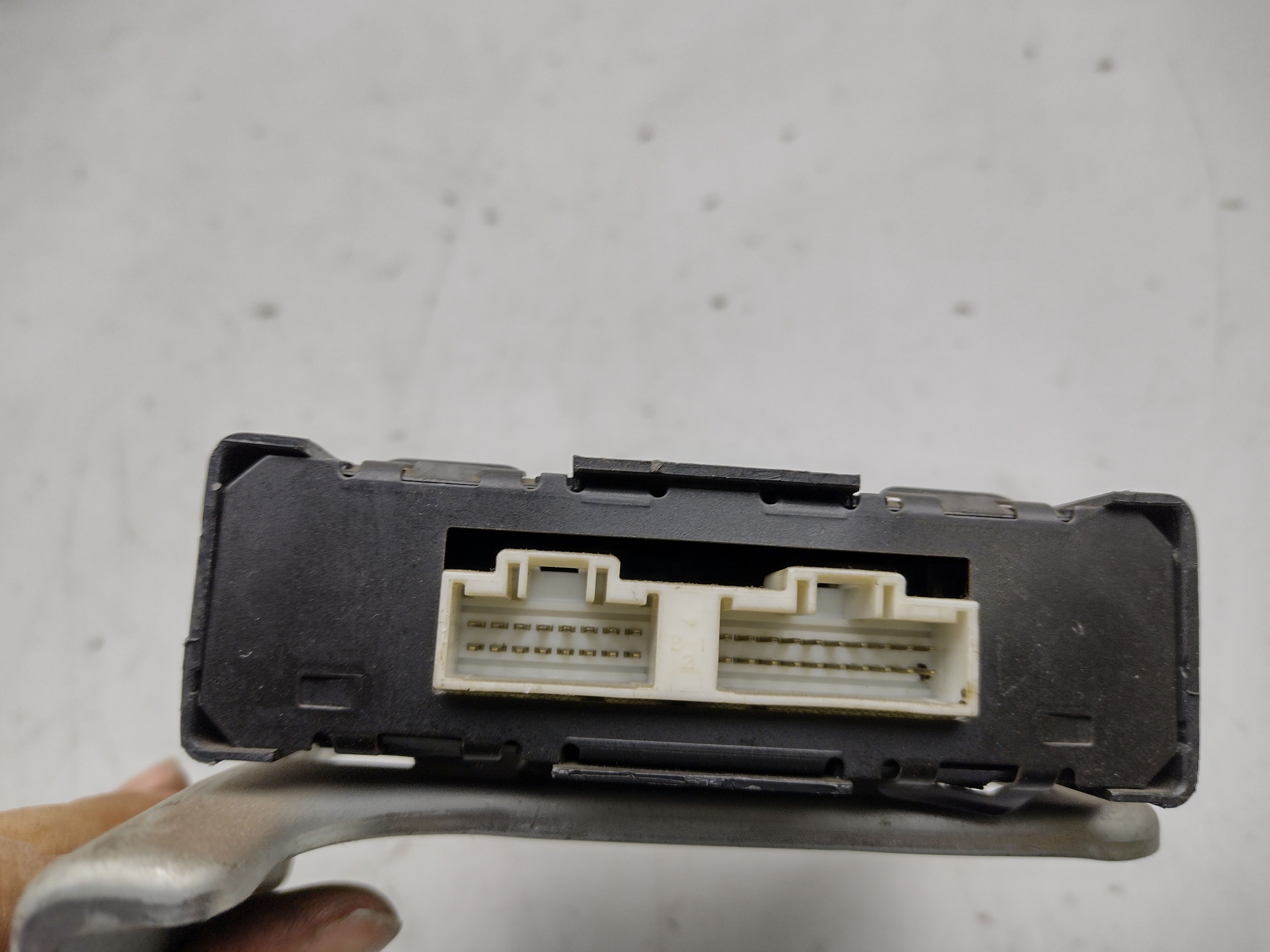 Steuergerät 88045AA020 für SUBARU Legacy 2 BD BG