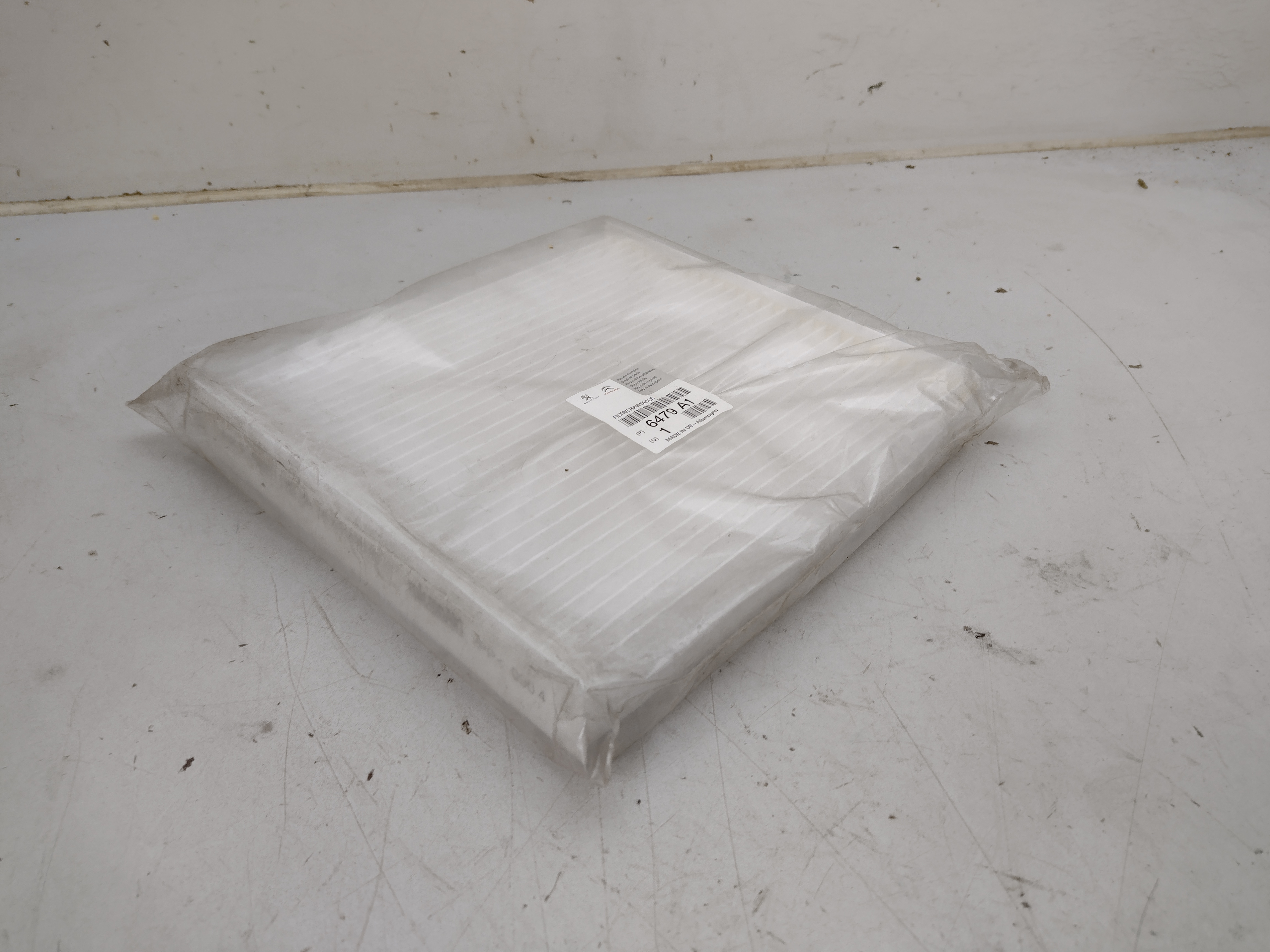 Peugeot 4007 4008 / Citroen C-CROSSER Innenraumfilter 6479A1 NOS NEW