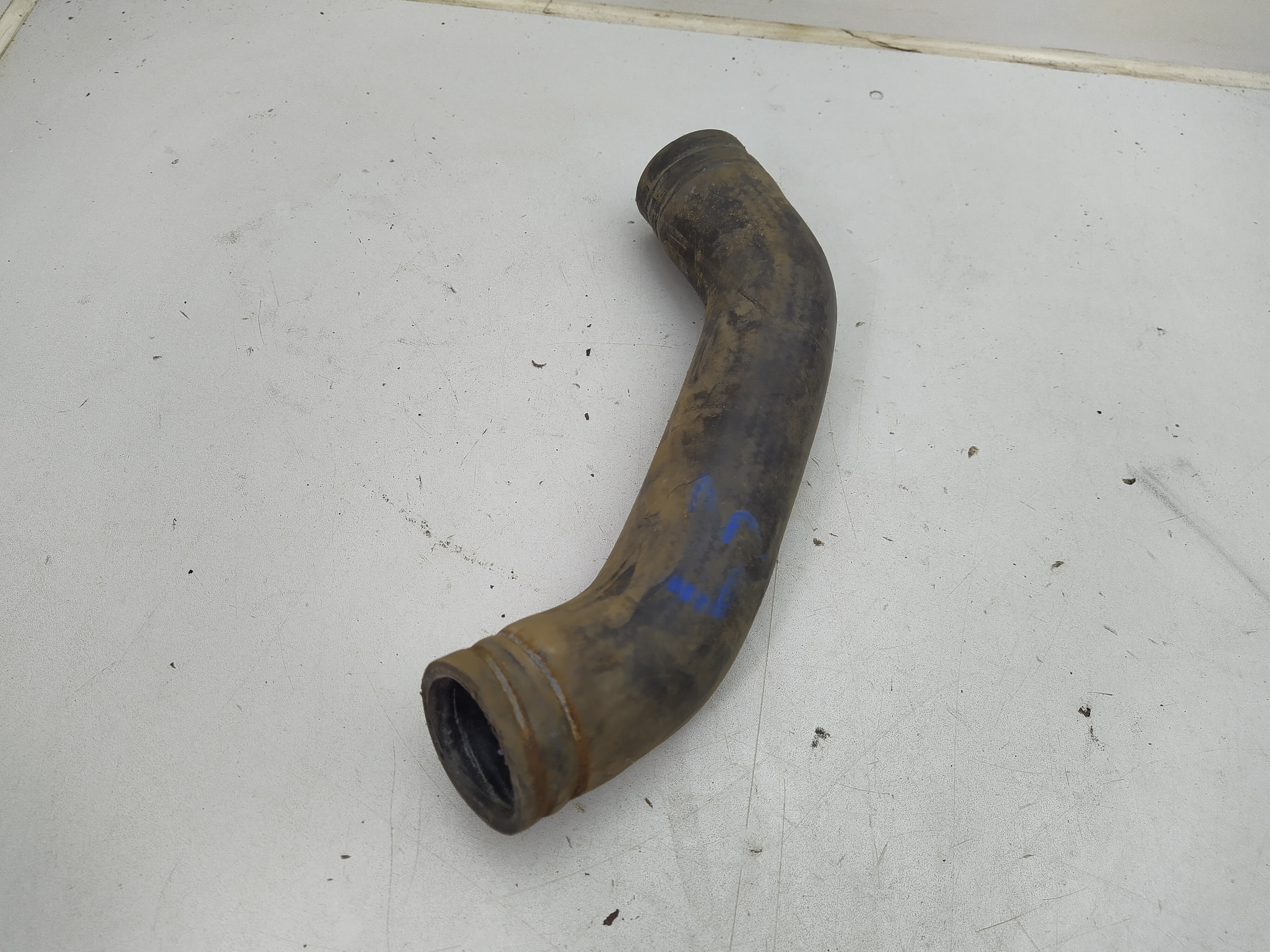 Kühlwasserschlauch unten von Subaru Legacy 3 BE BH