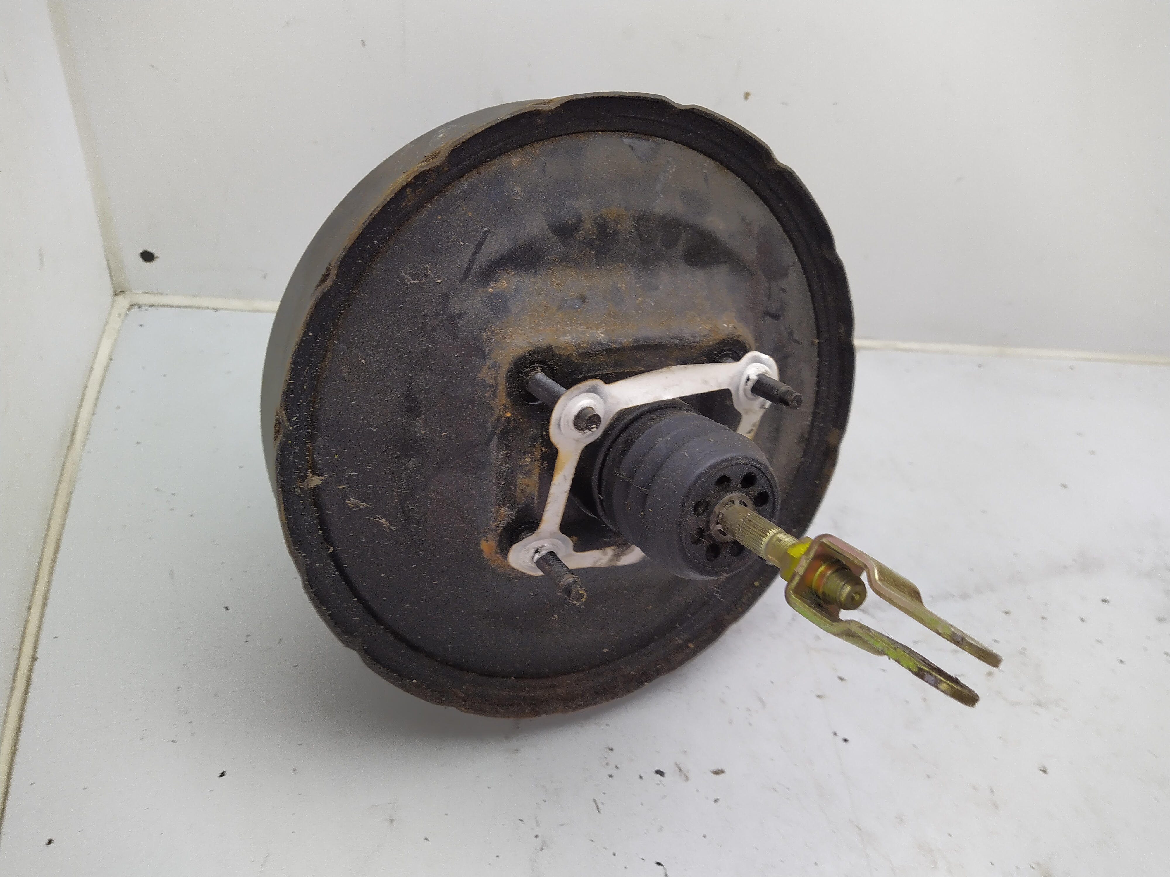 Bremskraftverstärker von einen Subaru Legacy 2 BD BG