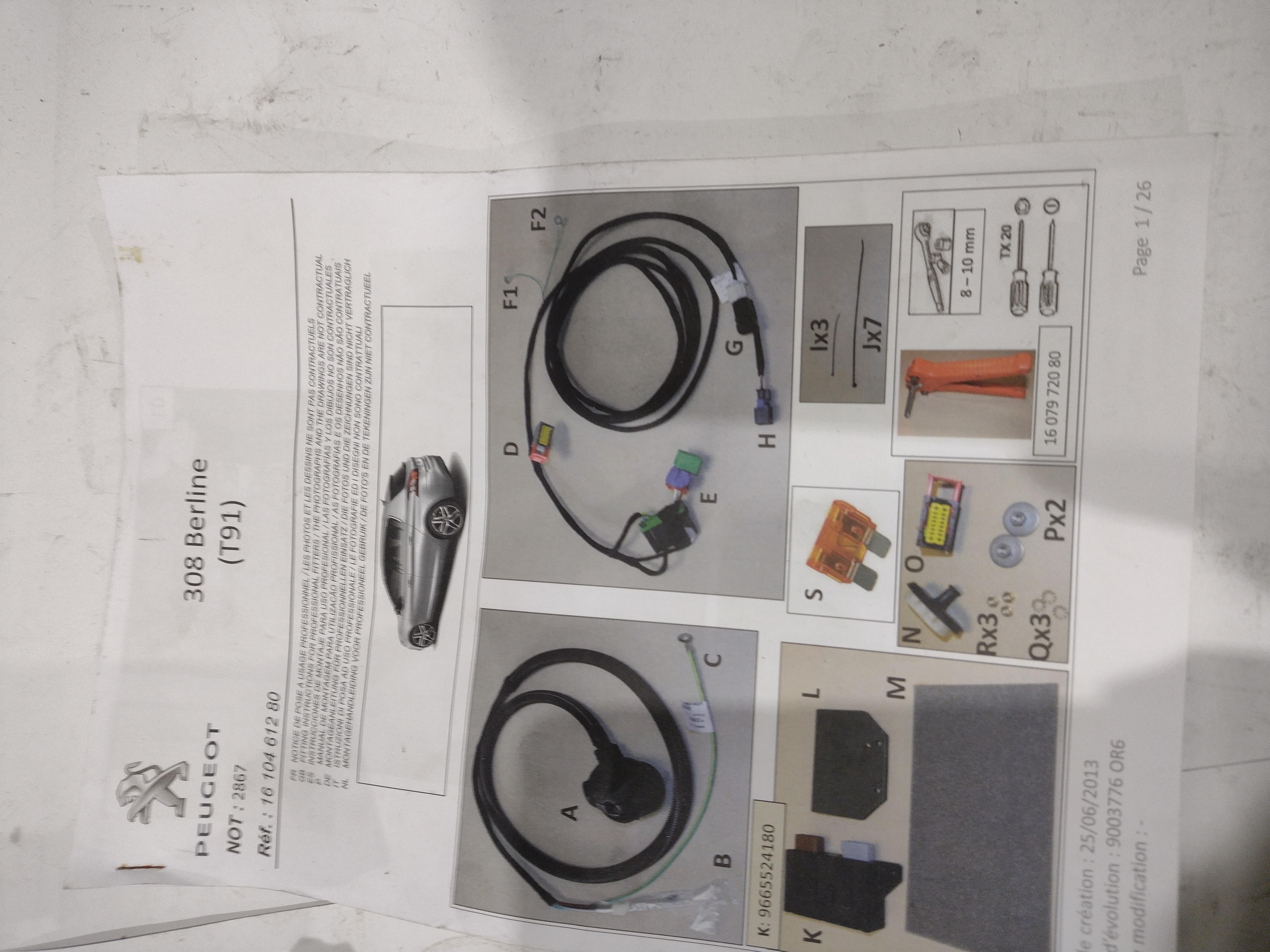 Peugeot 308 13polig Elektrosatz, Anhängevorrichtung 1610461280 NEU NOS NEW