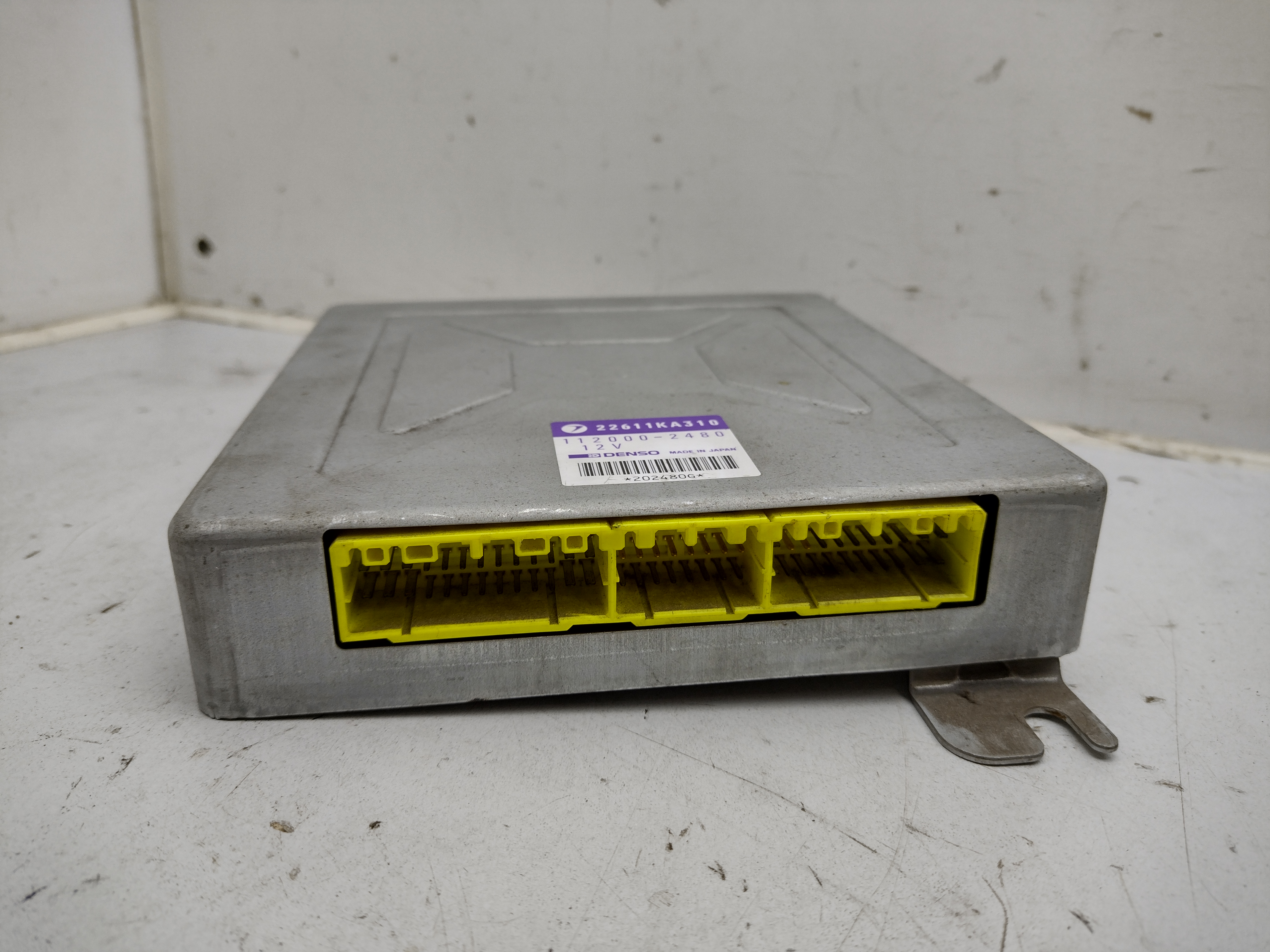 Motorsteuergerät ECU 22611KA310 für Subaru Libero