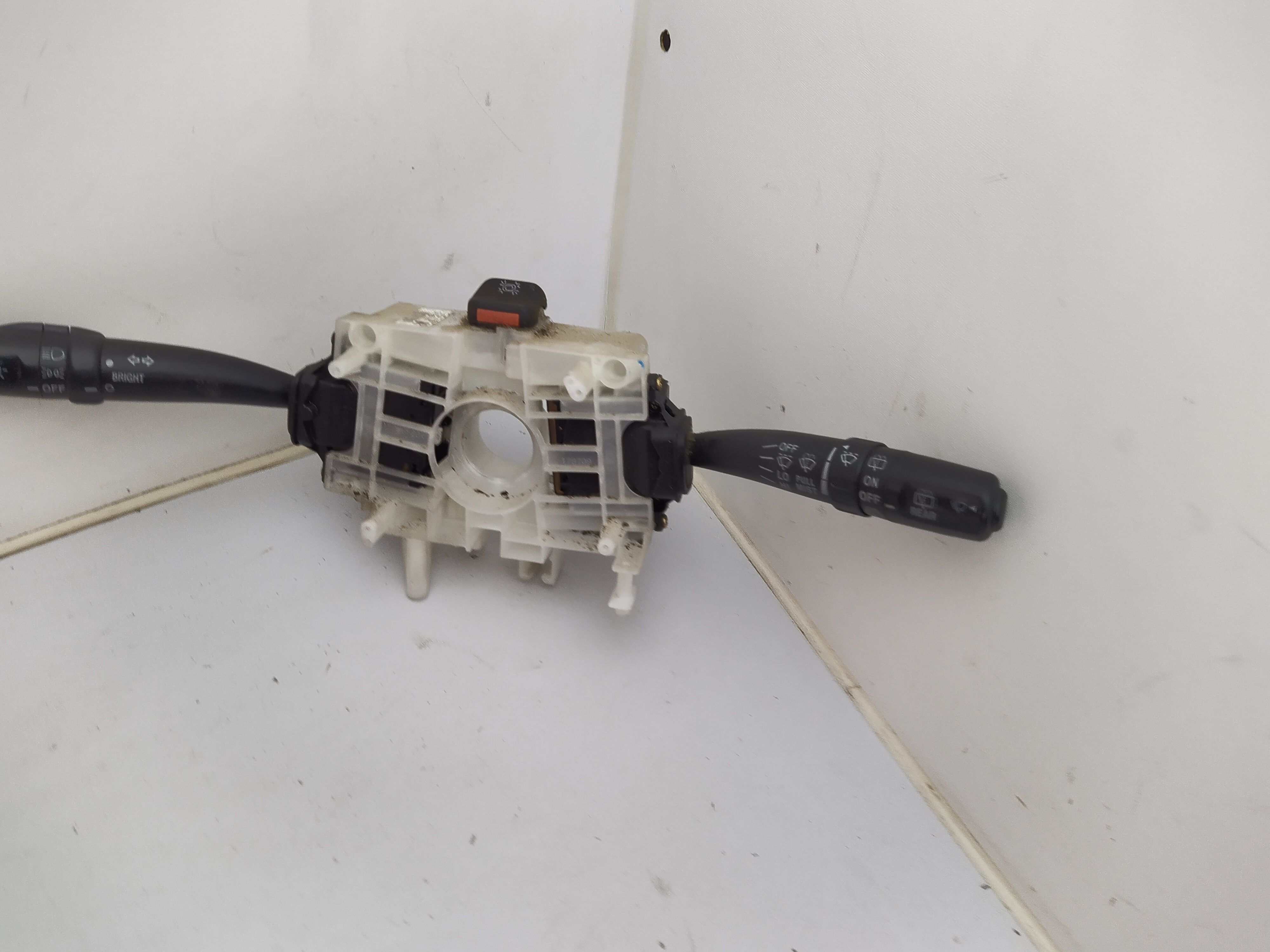 Lenkstockschalter hebel Wischer Blinker Licht Subaru Impreza GG/GD Bj.01-05 83111FRE270