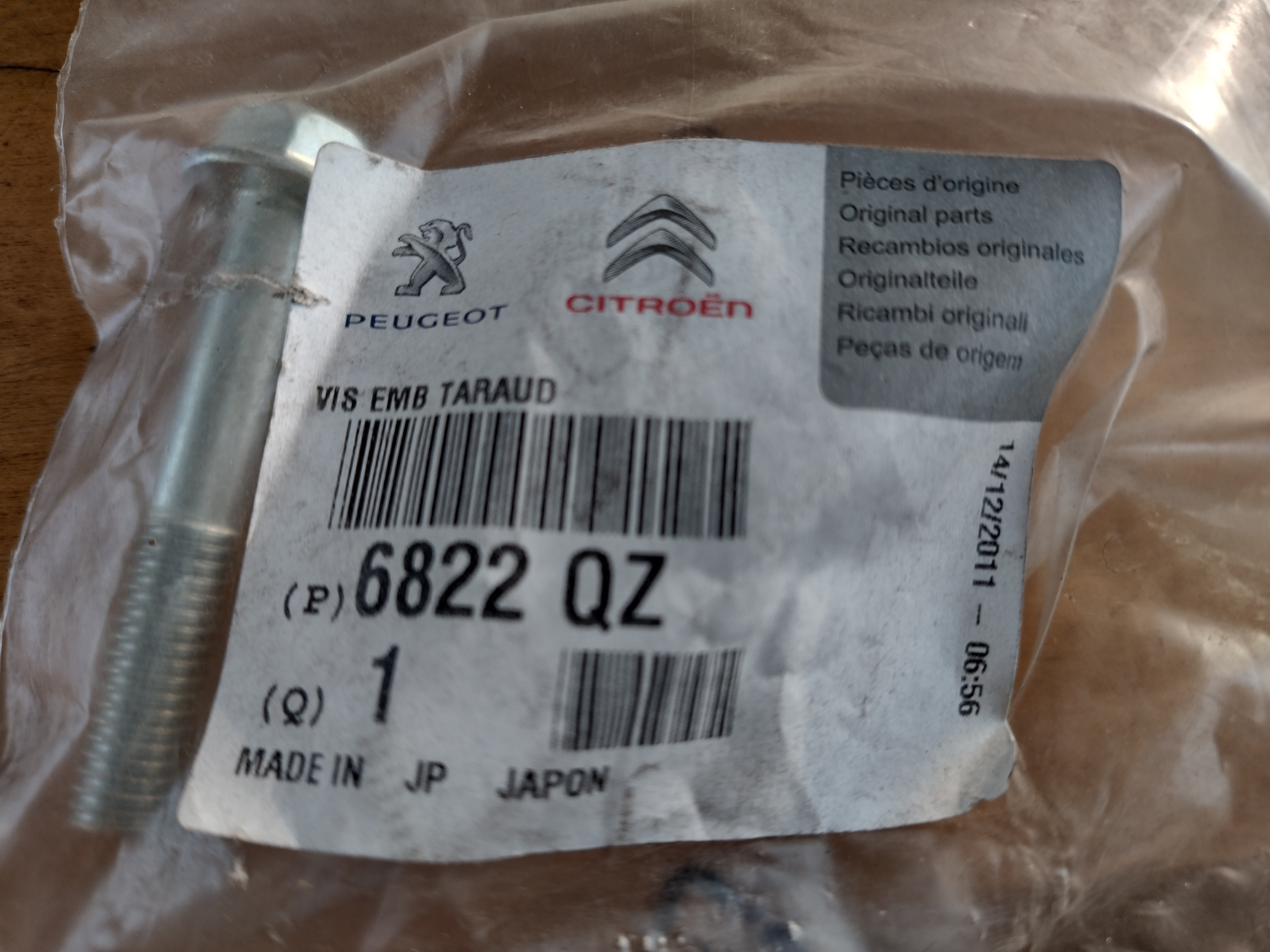 Peugeot 107 / Citroen C1 Schraube Wasserpumpe 6822QZ NEU NOS NEW OEM