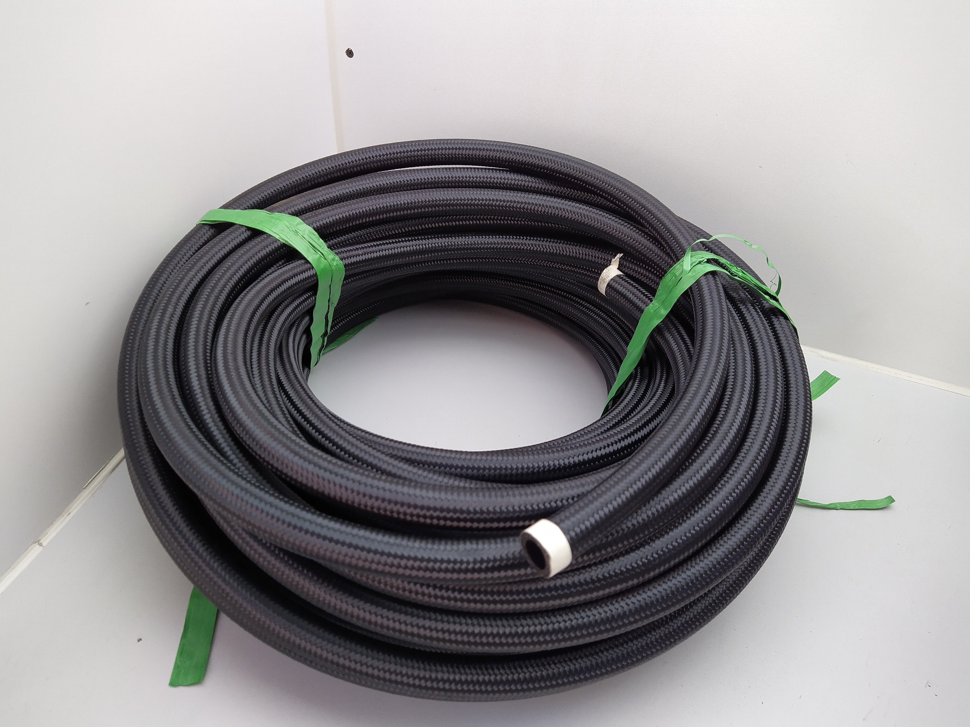 NBR Nylon Stahlflexleitung Dash 10 AN10 schwarz
