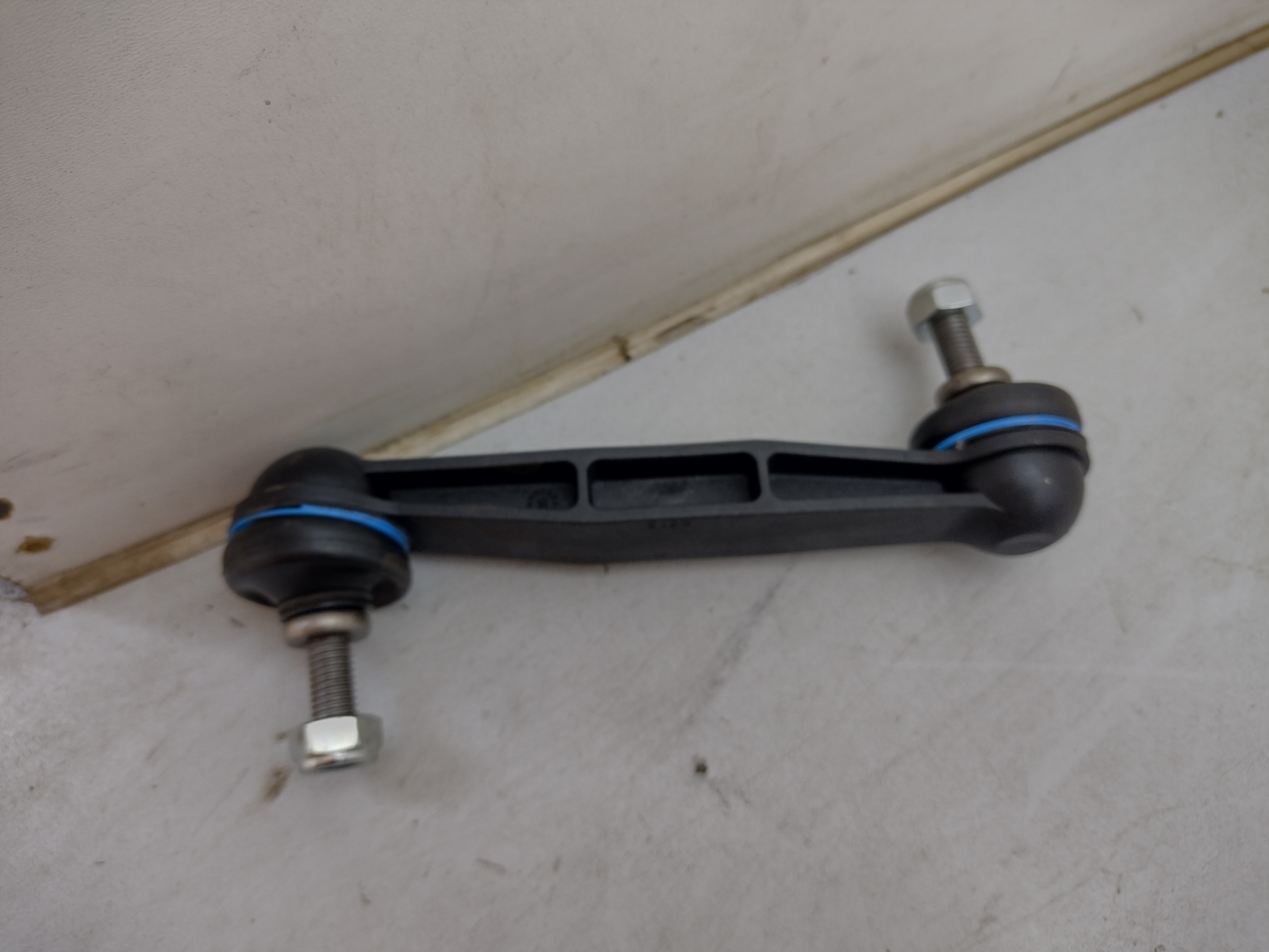 Peugeot 406 Stabistange Koppelstange Hinterachse (kurz) 517838 NOS NEW OEM