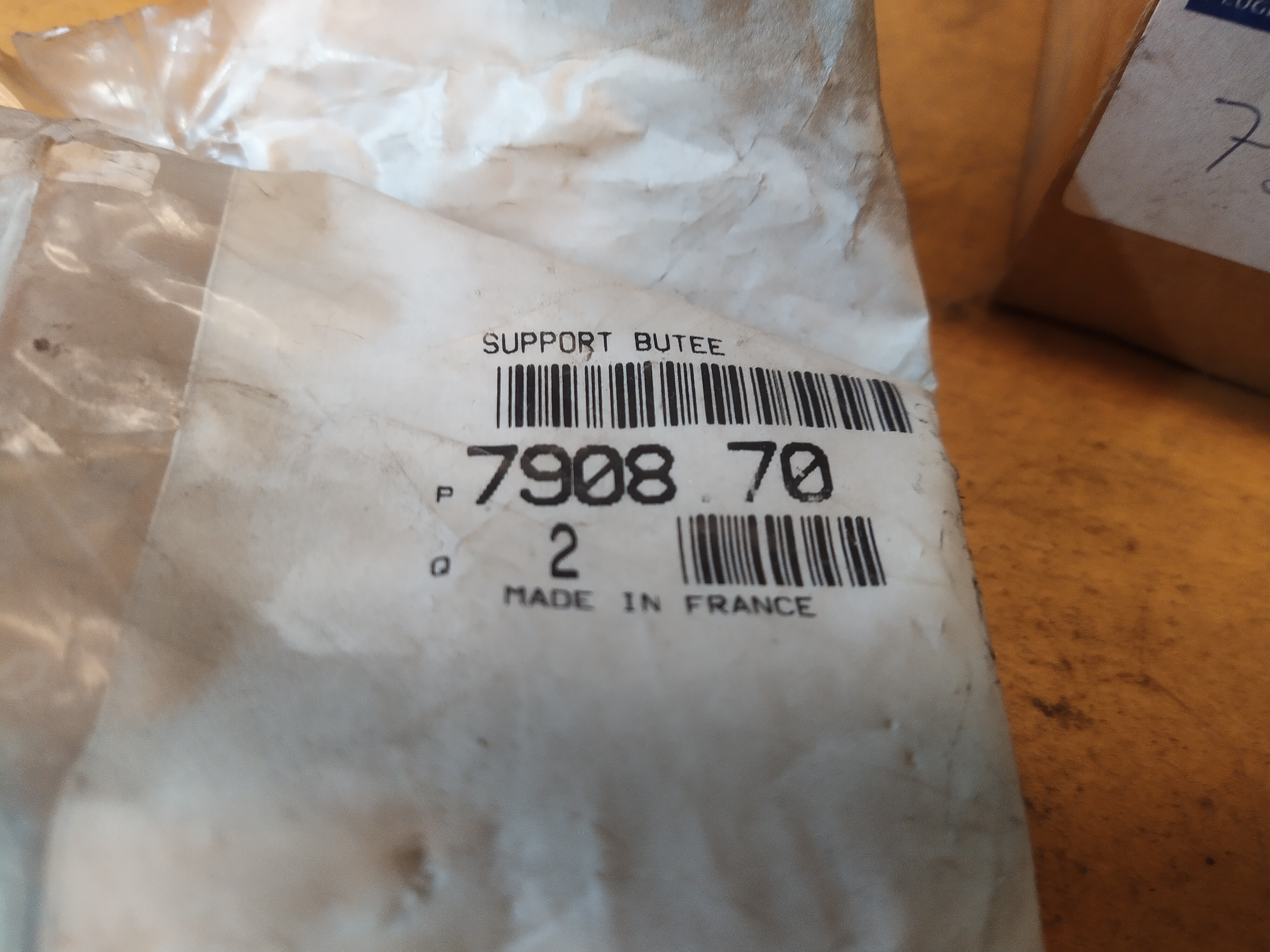 Peugeot 406 HALTER ANSCHLAG 790870 NEU NOS