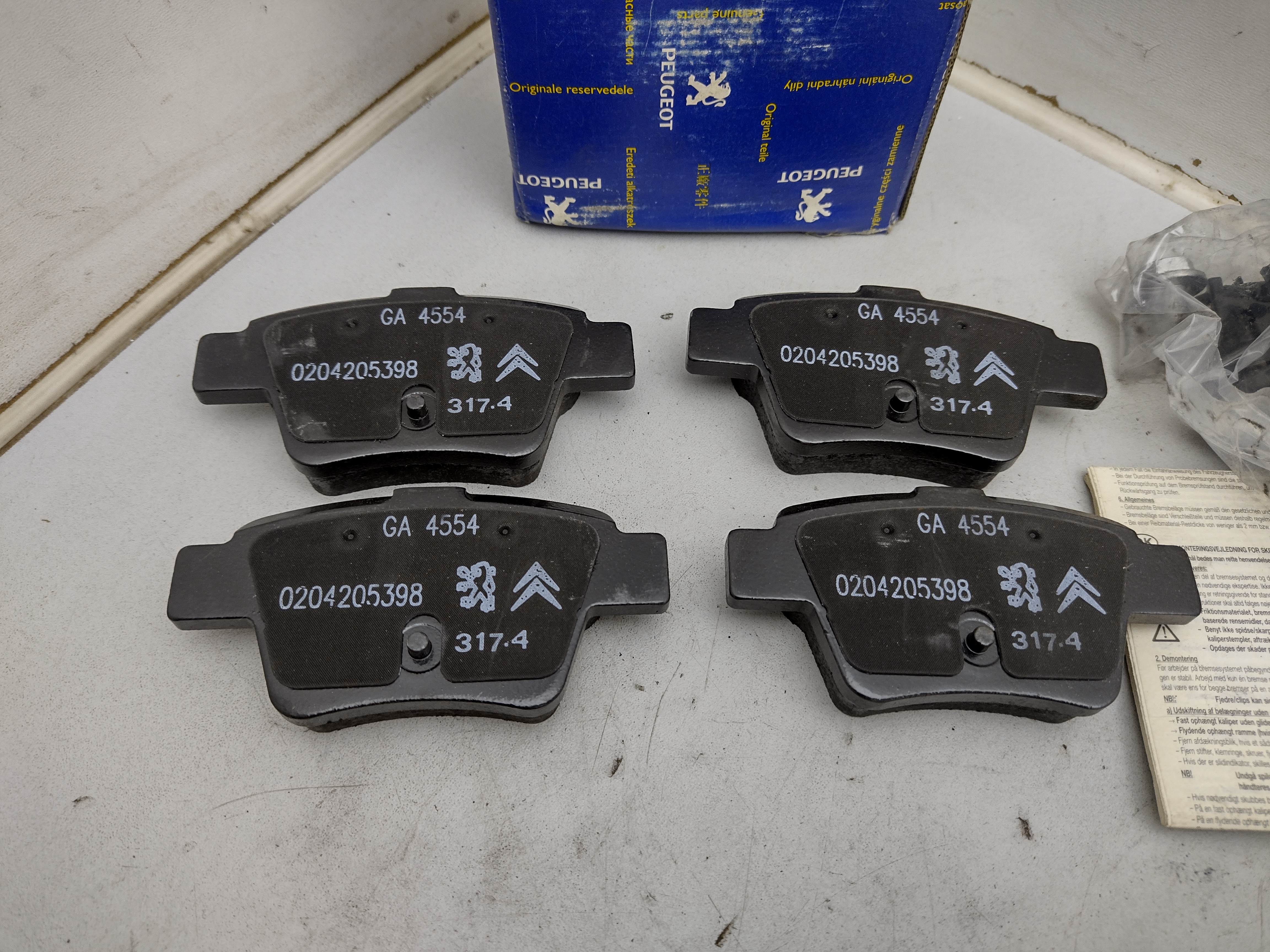 Peugeot 207 307 / Citroen C4 Bremsbeläge hinten (Sys.Bosch) 425322 NOS NEW OEM
