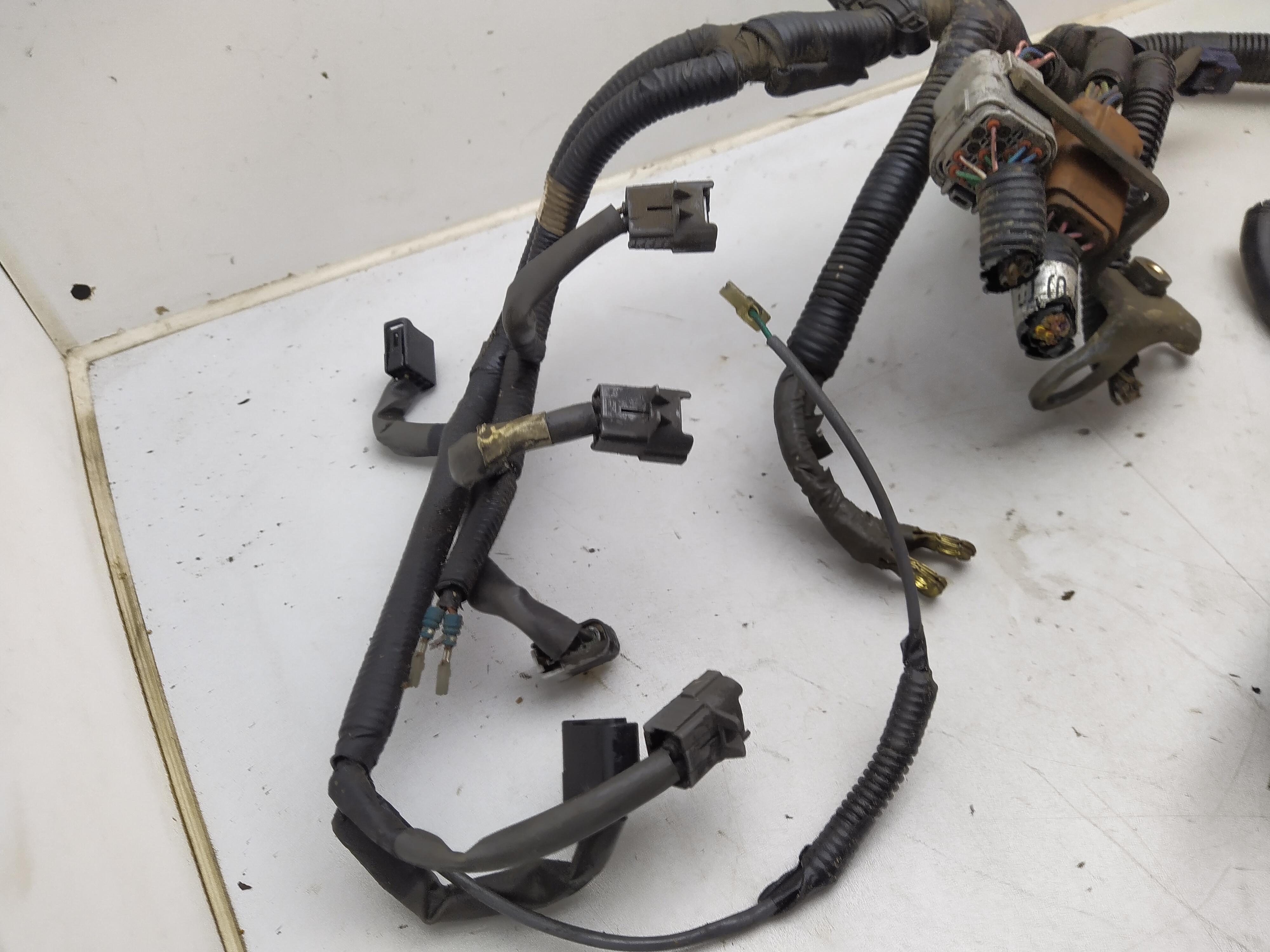 Motorkabelbaum Stecker vom EZ30 Motor  Subaru Outback H6 BH BH 