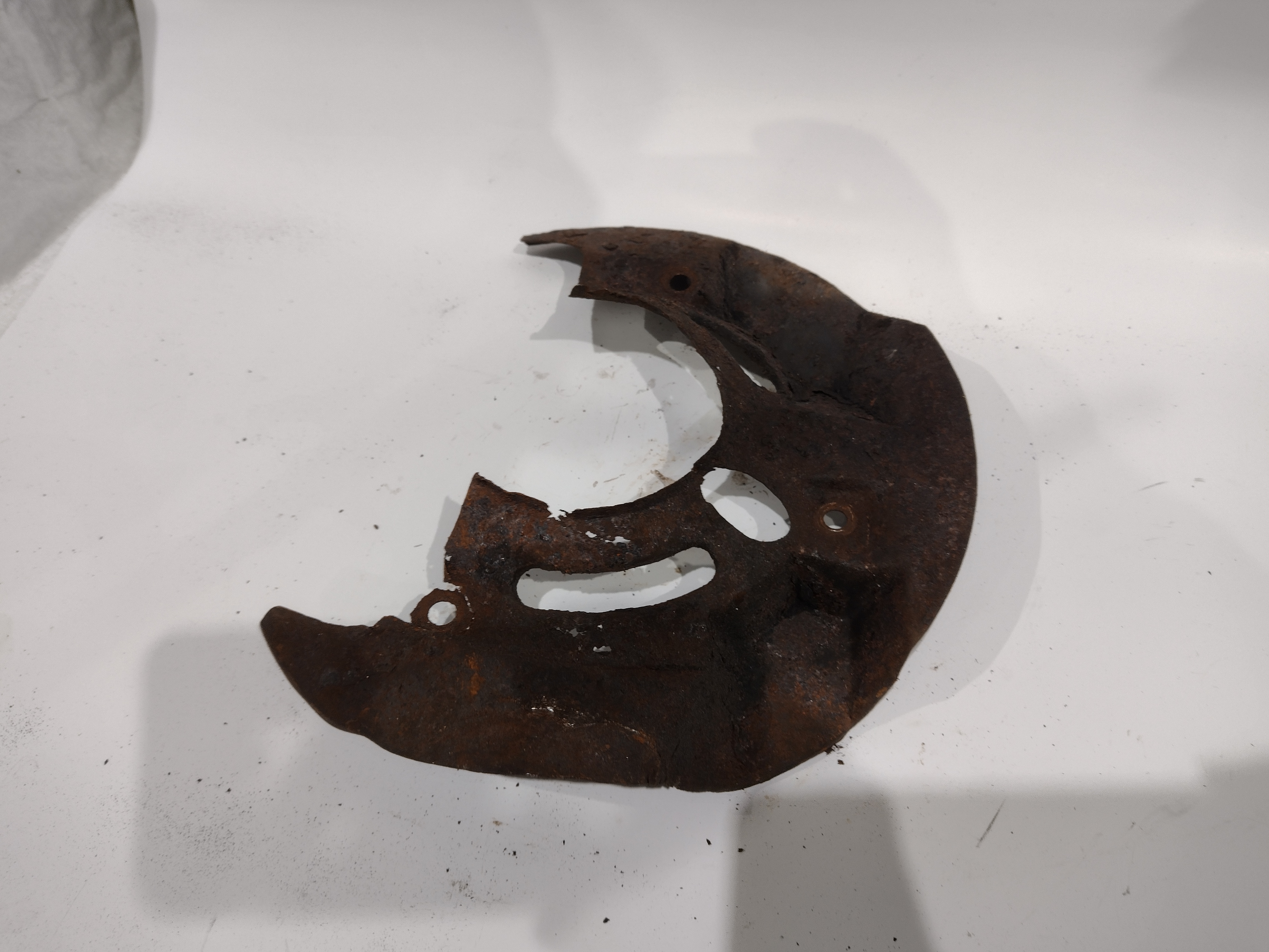 Ankerblech vorne rechts für Subaru Impreza GC GF