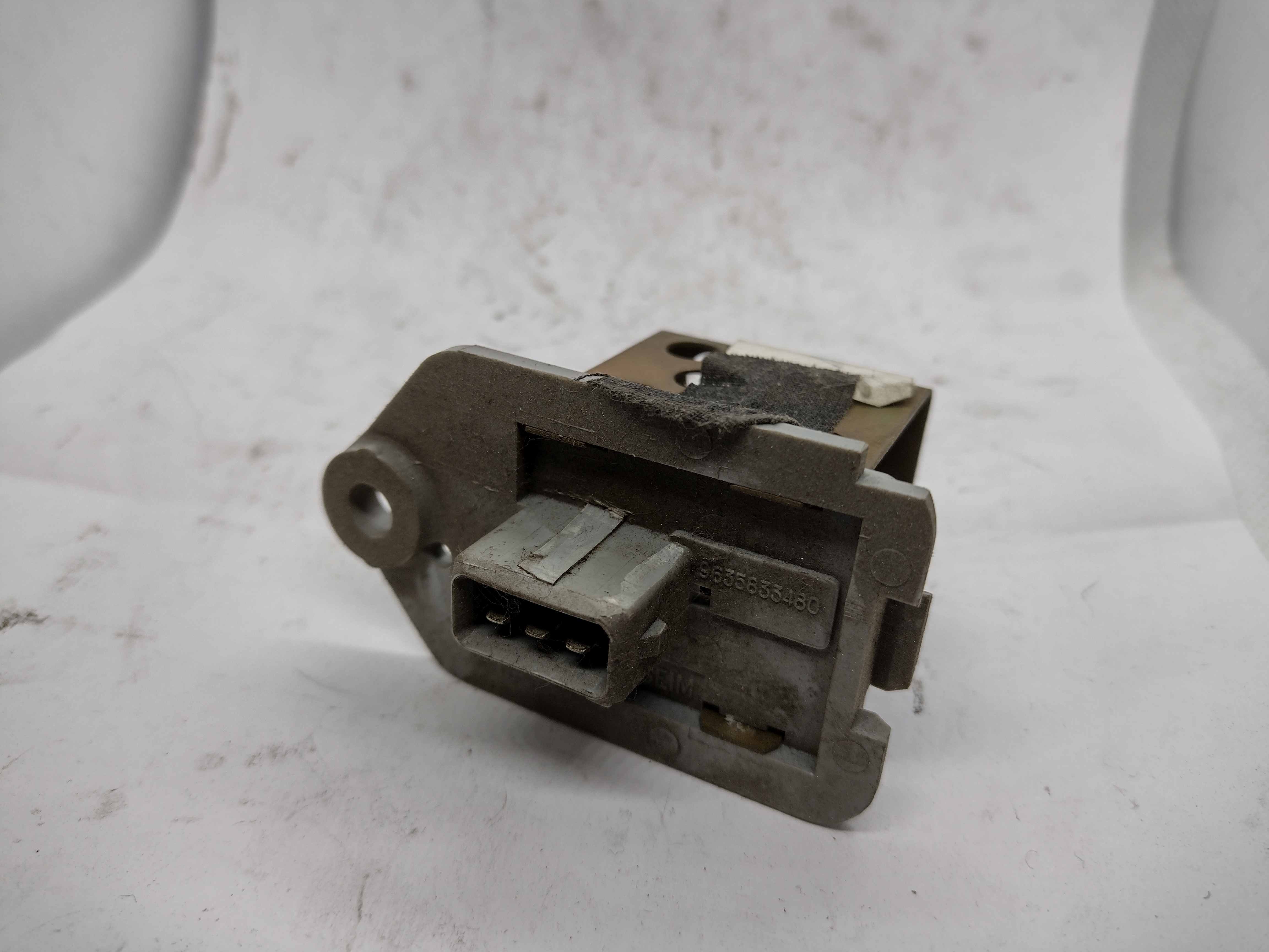 Peugeot / Citroen WIDERSTAND 126779 NEU NOS NEW