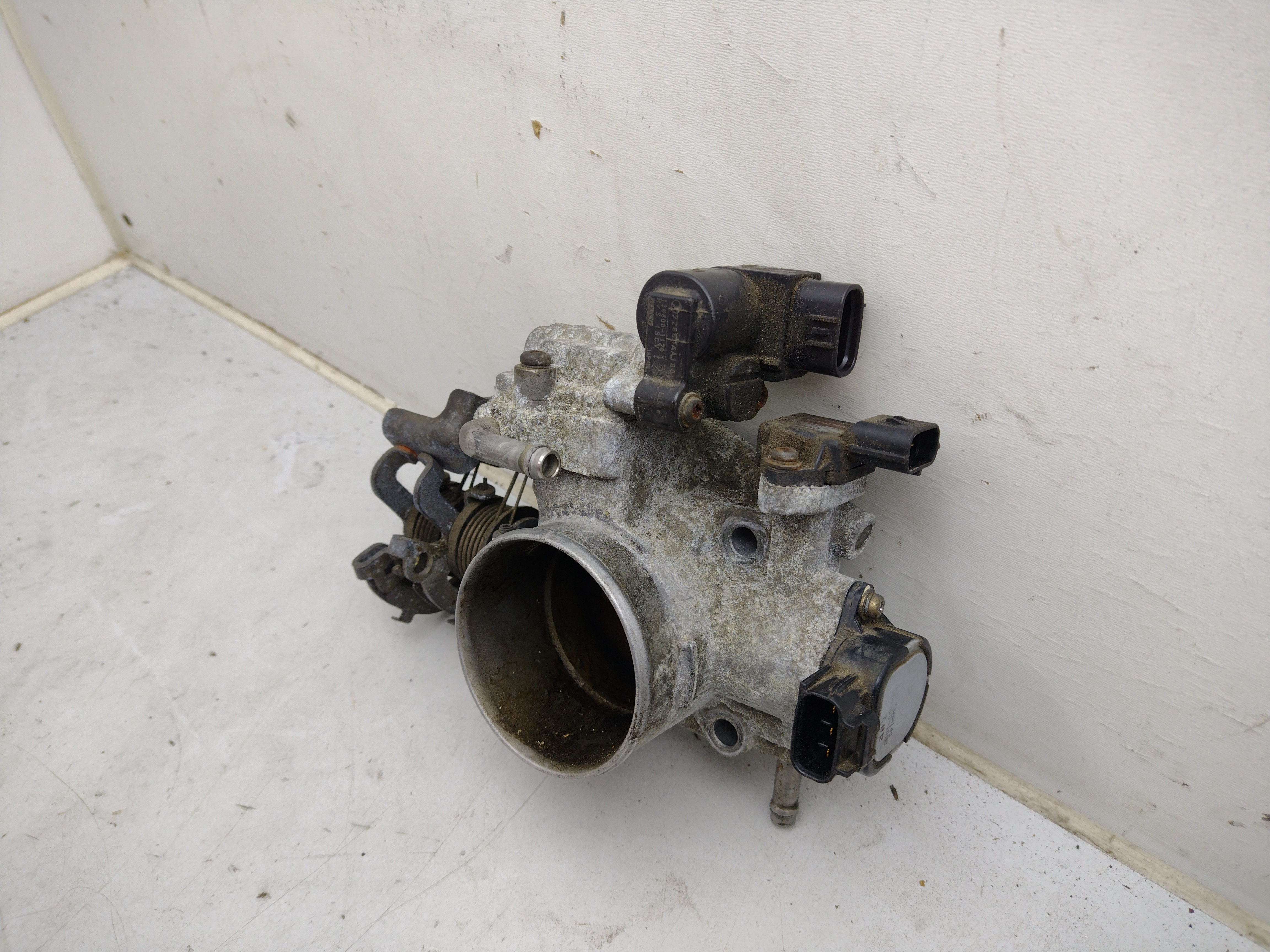 Drosselklappe mit LLR Poti für Subaru Forester SF  22633AA140 22650AA180