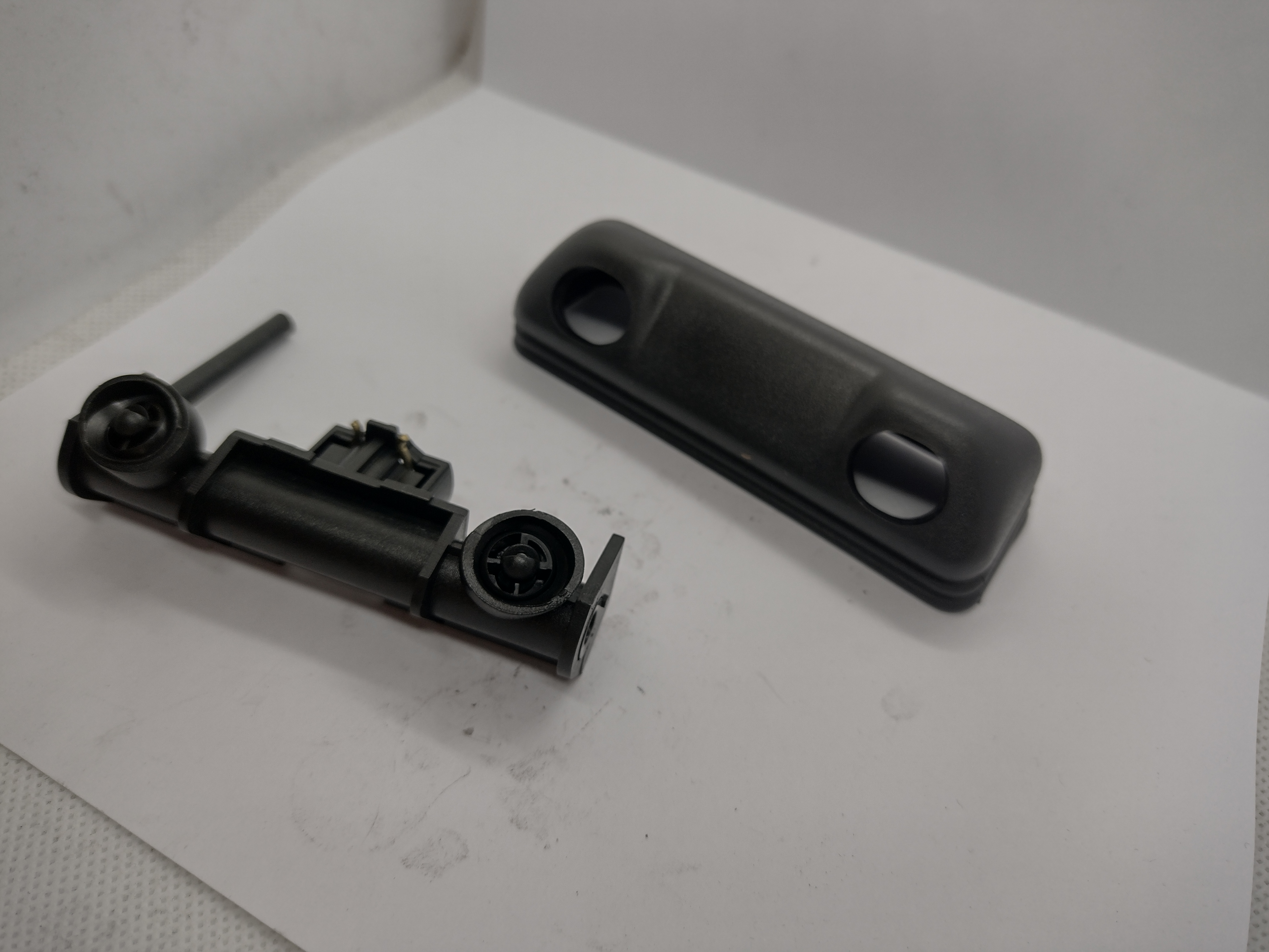 Peugeot / Citroen Wischwasserdüsen 643884 NEU NOS NEW OEM