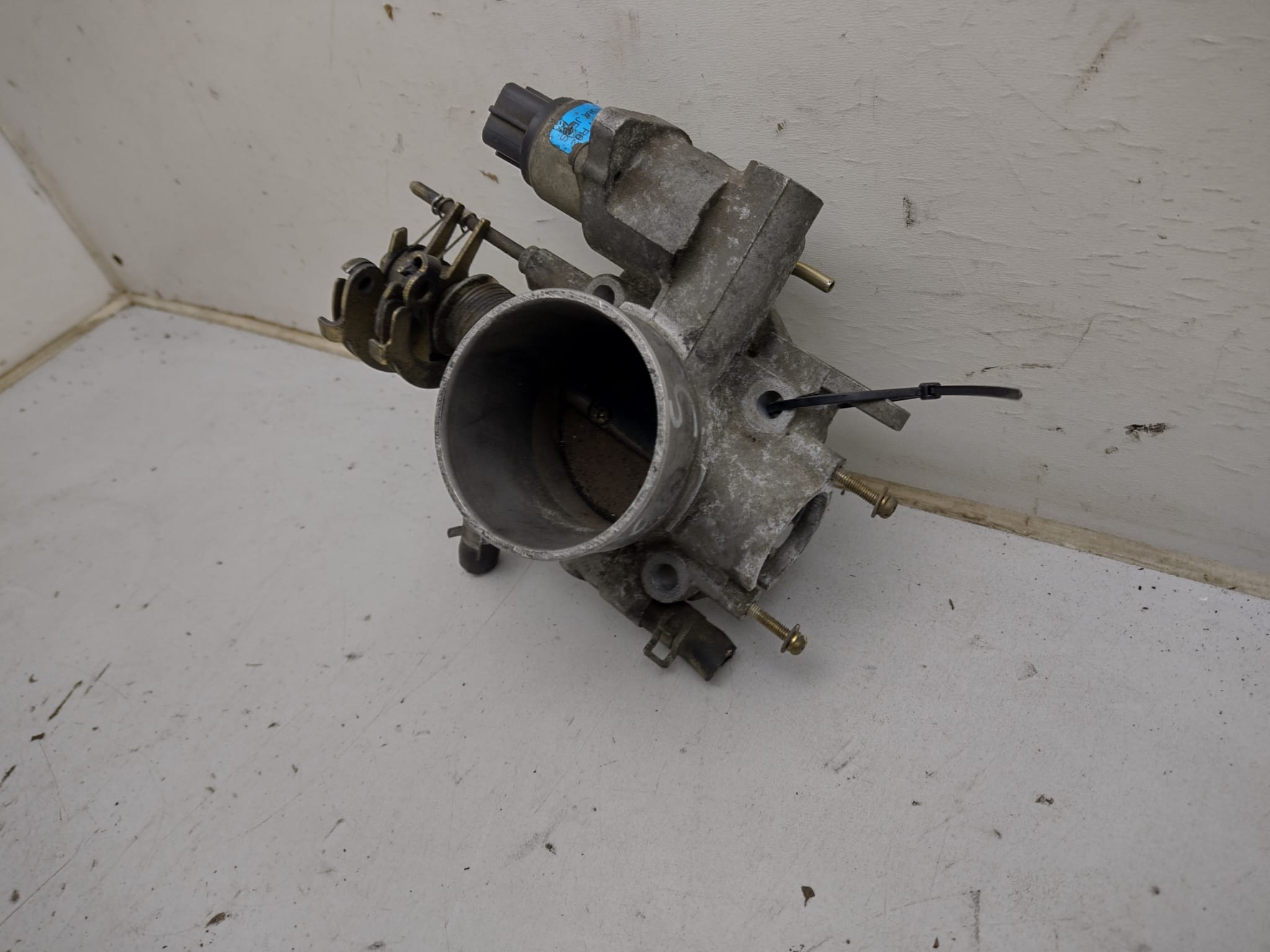 Drosselklappe mit Leerlaufregler für Subaru Legacy 3 BE BH A33-061 R02