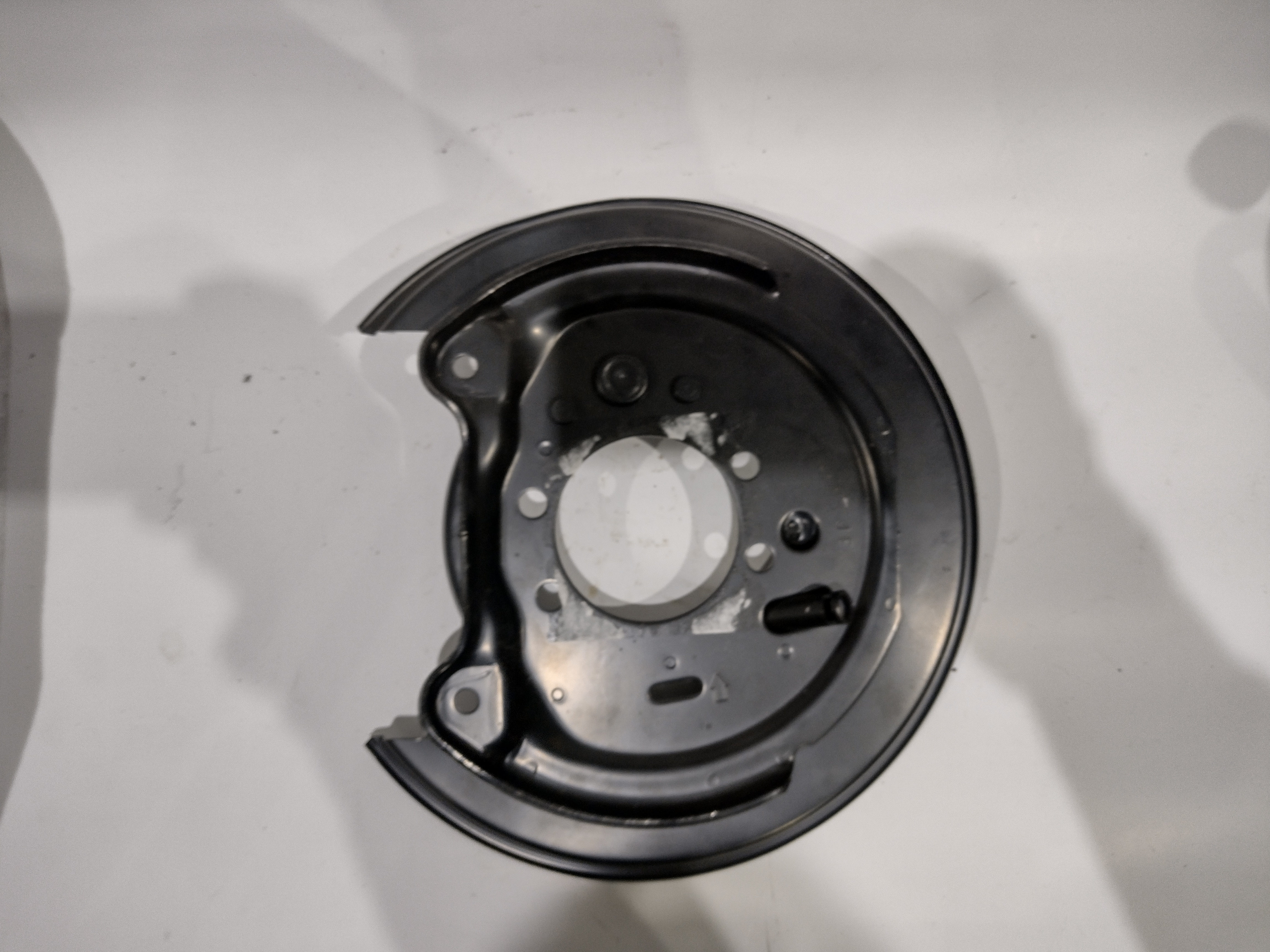 Ankerbleche hinten links für Subaru Legacy 3 4 Outback BE BH BL BP 26704AE050